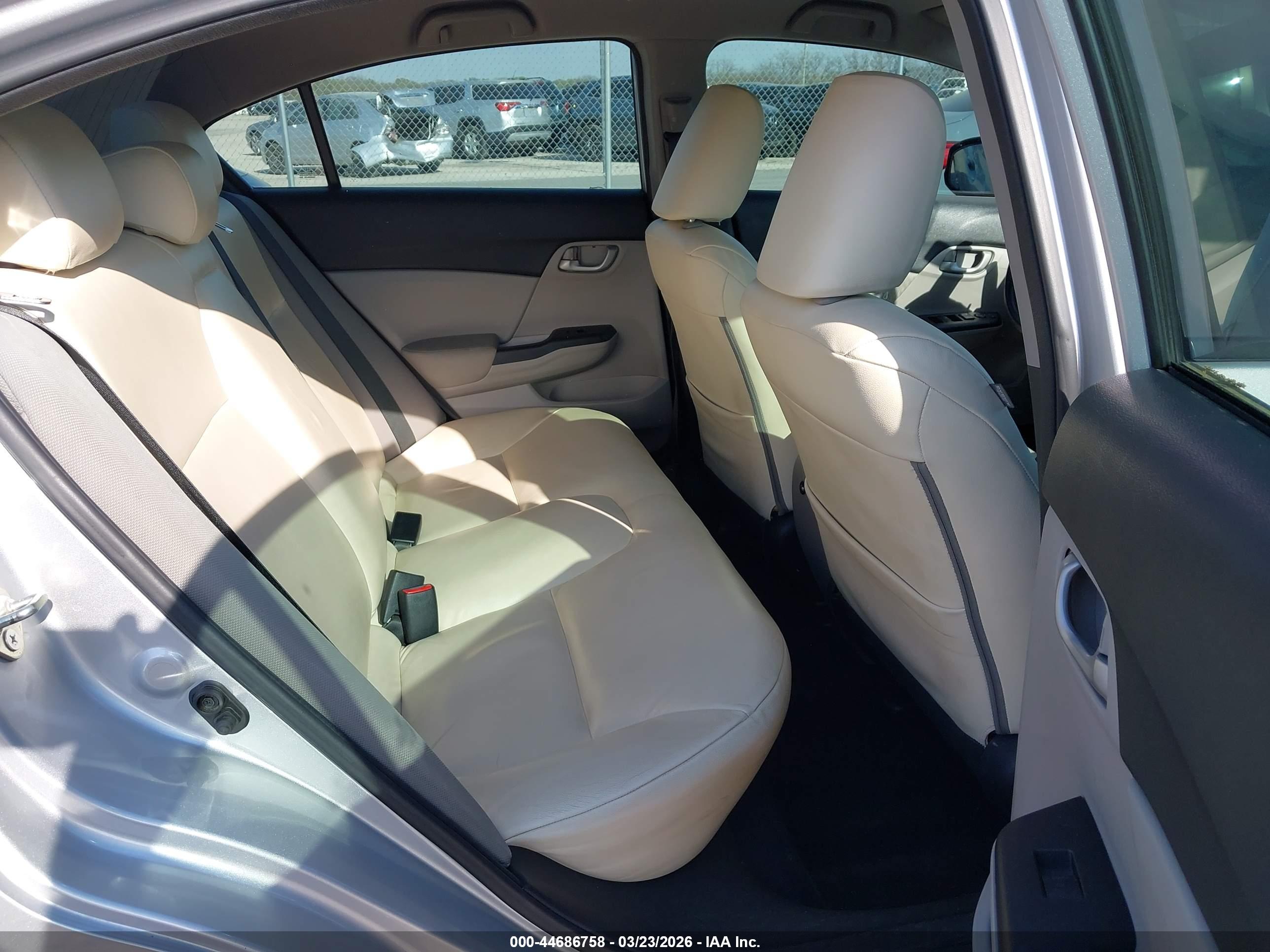 HONDA CIVIC image 8