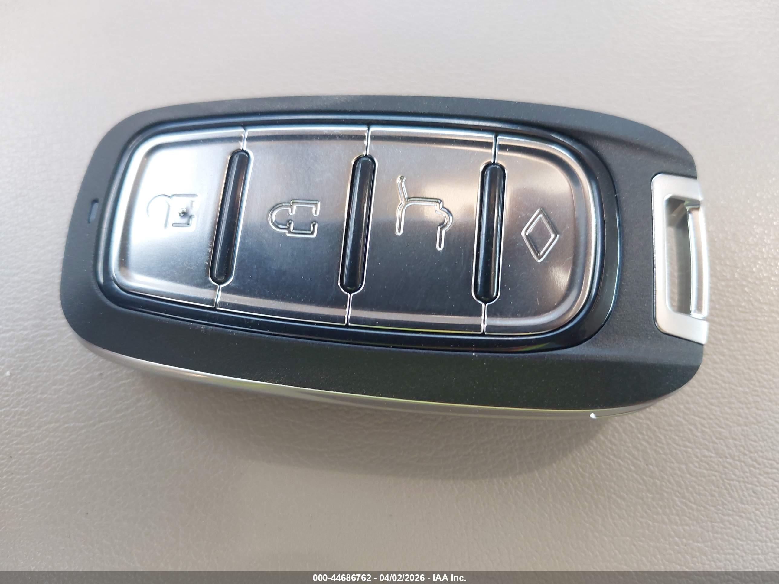 BUICK LACROSSE image 11