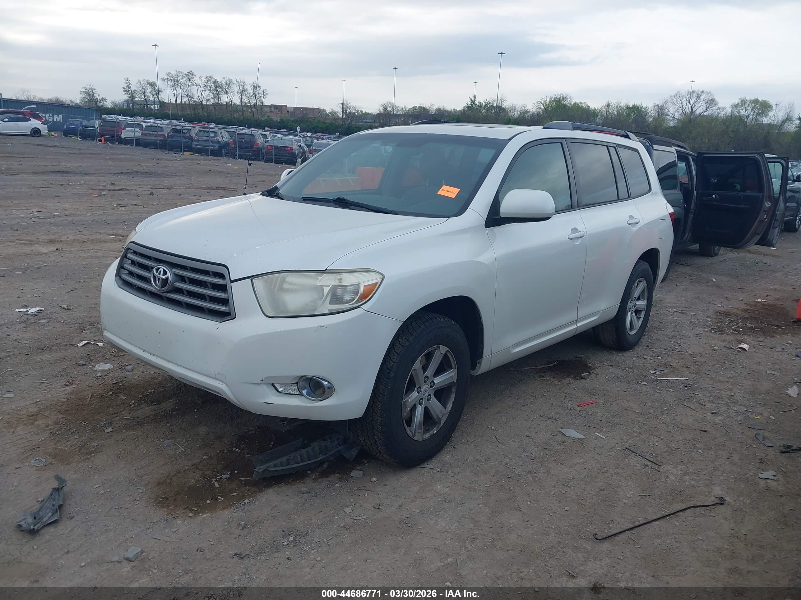 TOYOTA HIGHLANDER image 2