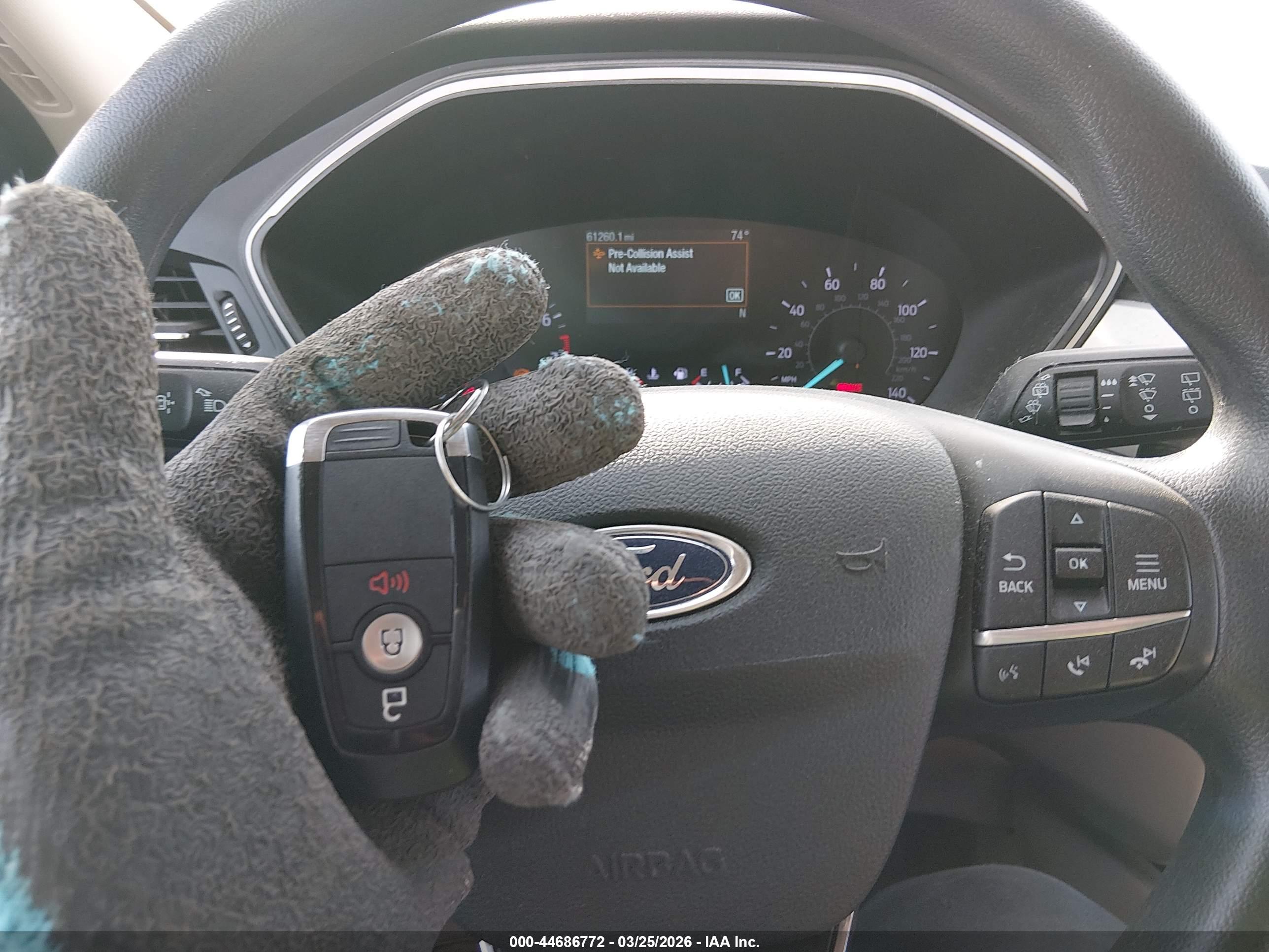 FORD ESCAPE image 11