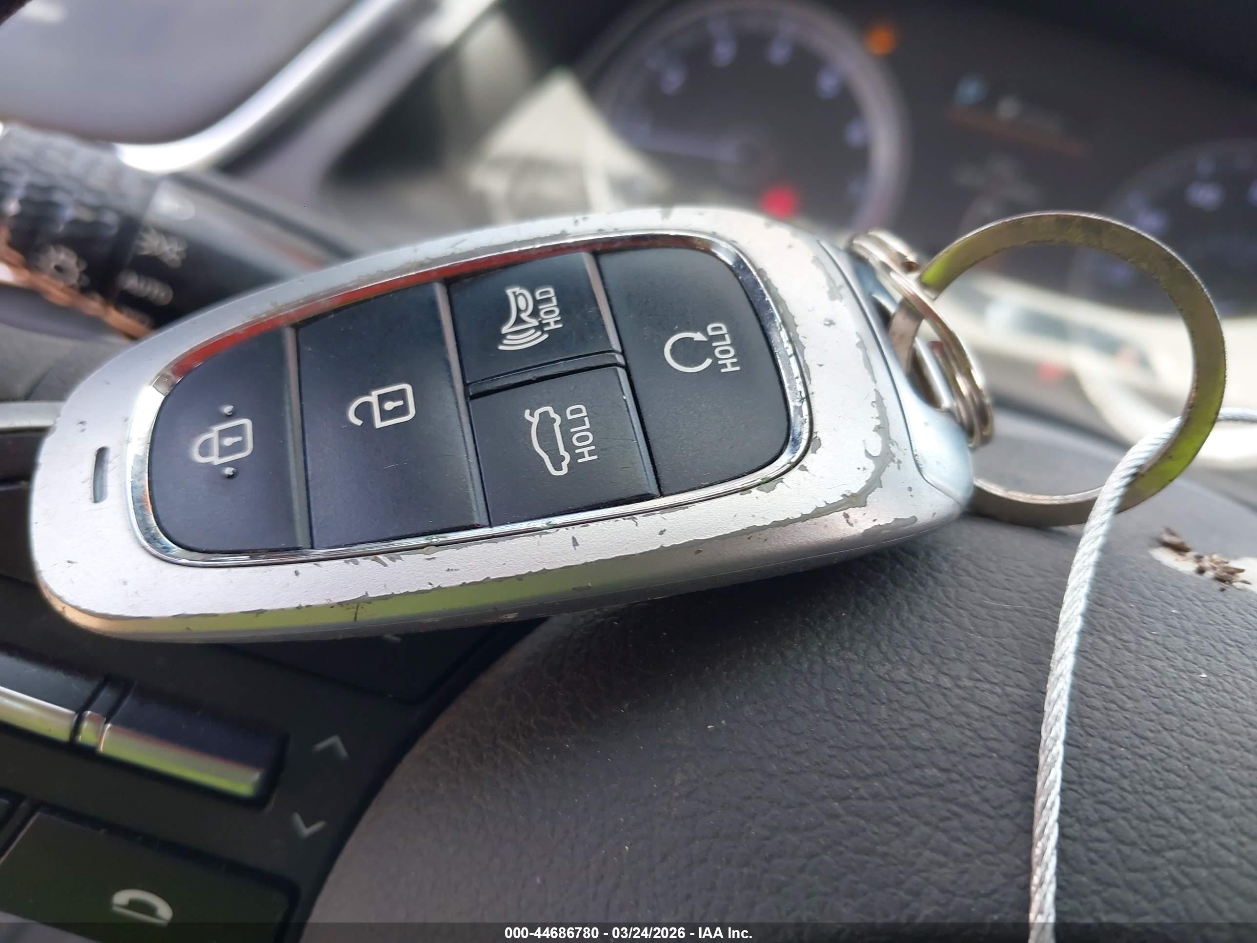 HYUNDAI SONATA image 11