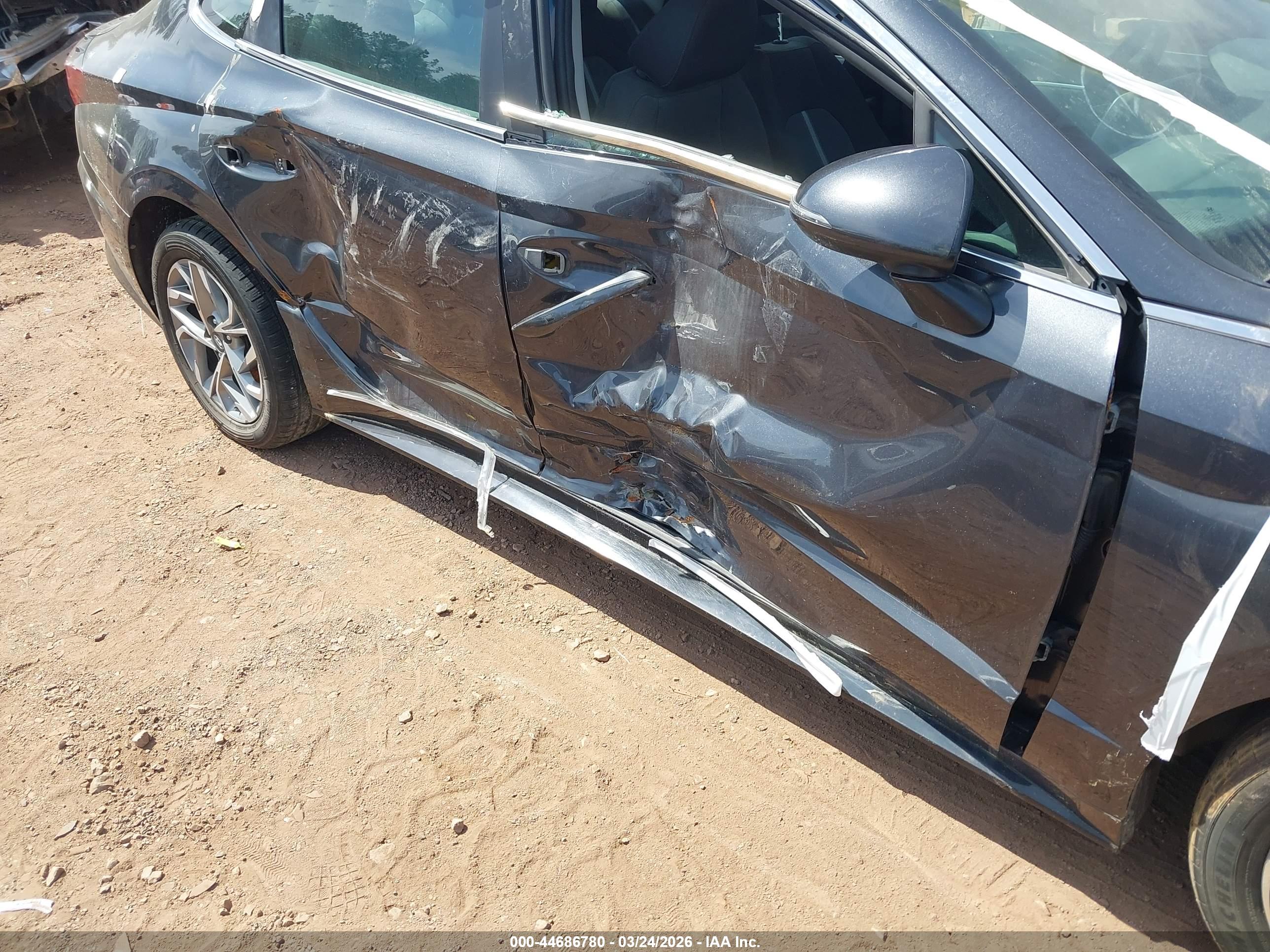 HYUNDAI SONATA image 6