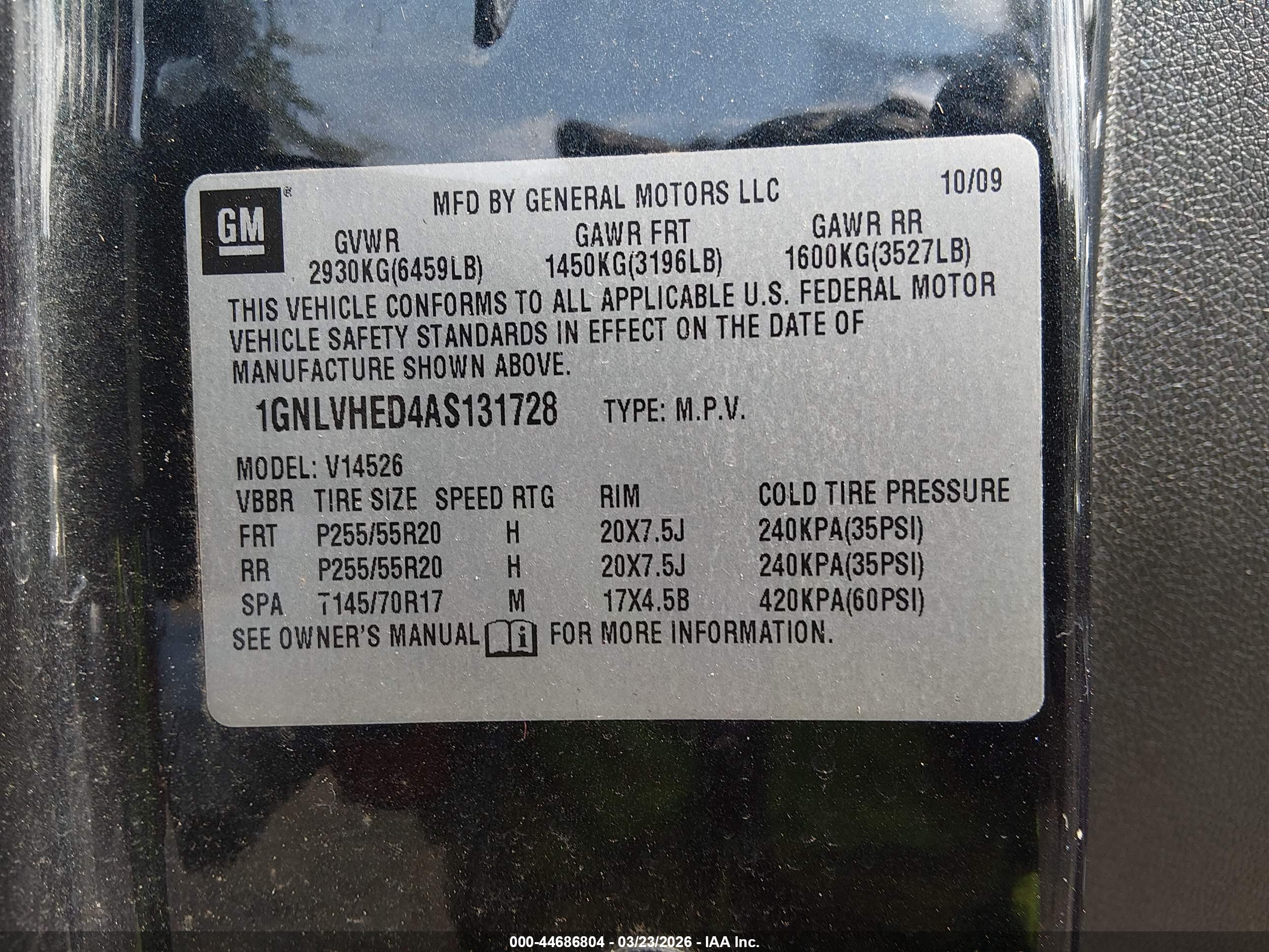 CHEVROLET TRAVERSE image 9