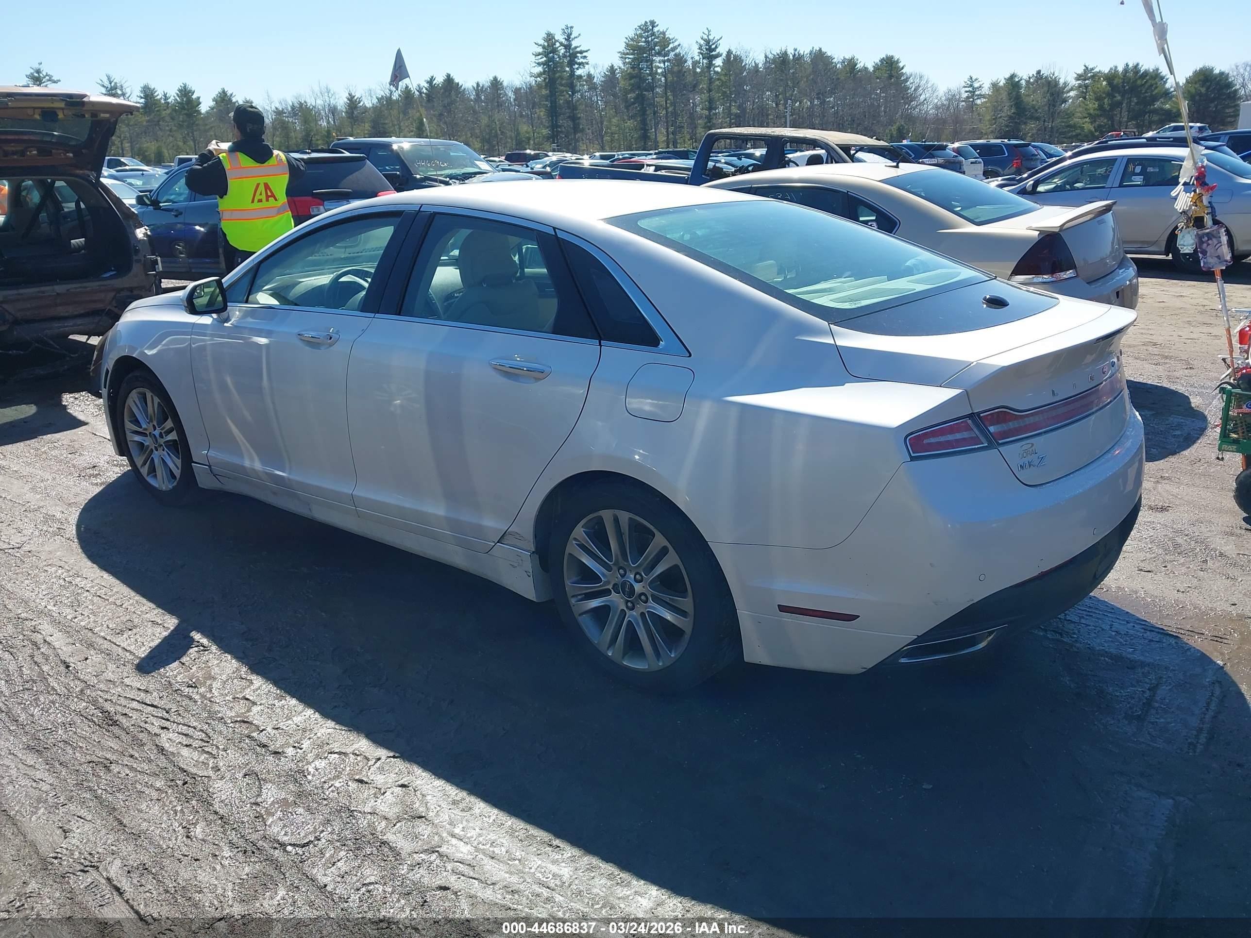 LINCOLN MKZ image 3