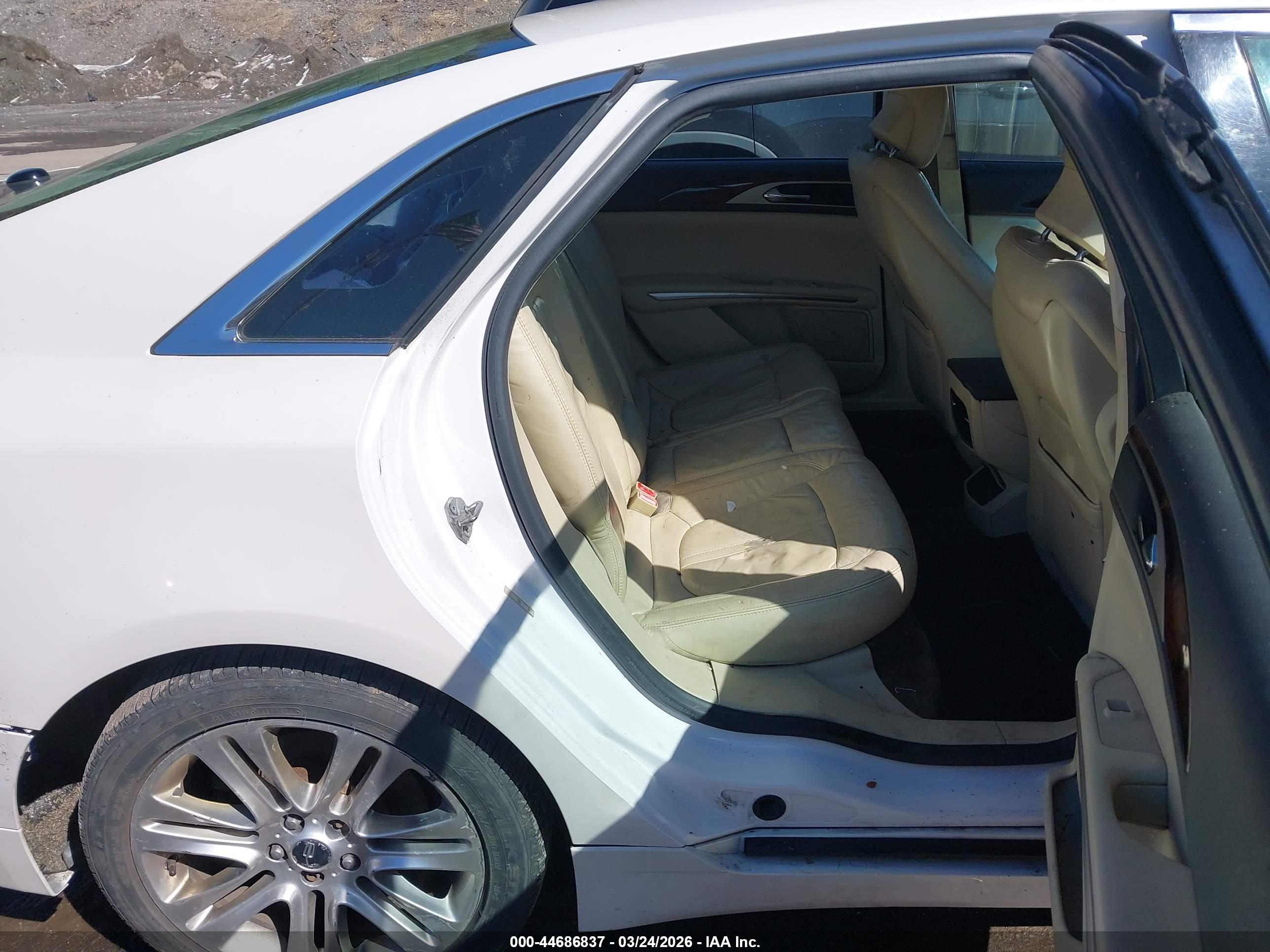 LINCOLN MKZ image 8