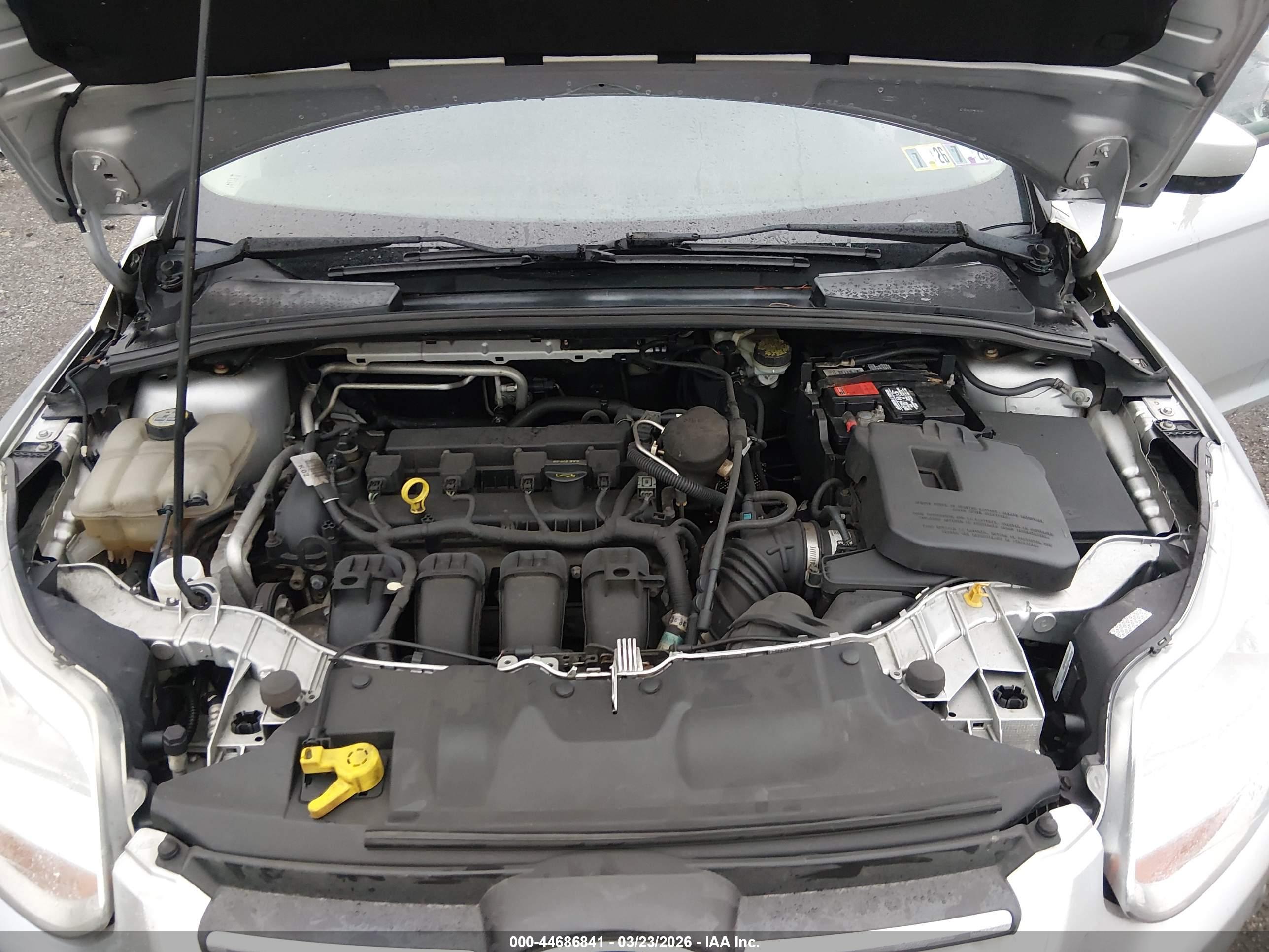 FORD FOCUS image 10