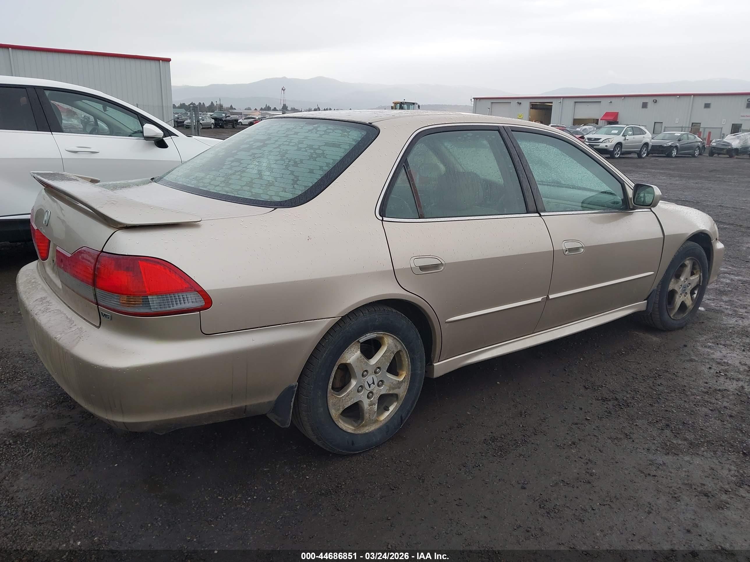 HONDA ACCORD image 4