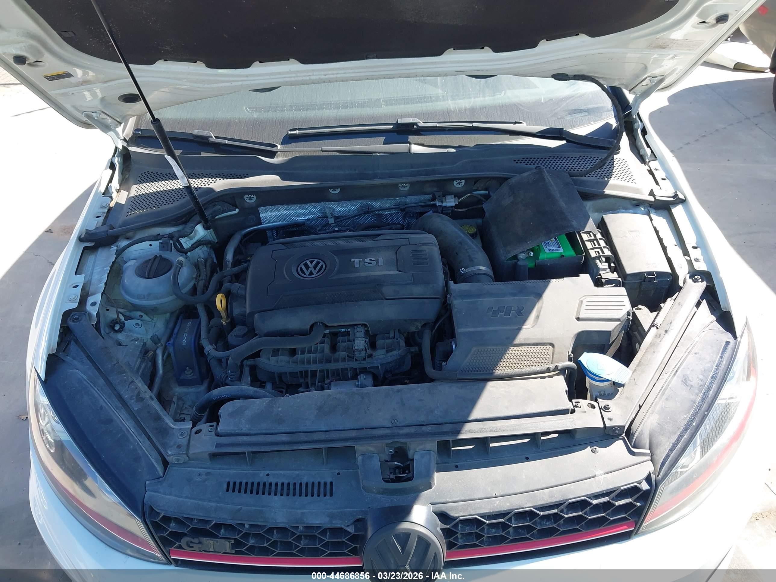 VOLKSWAGEN GOLF image 10