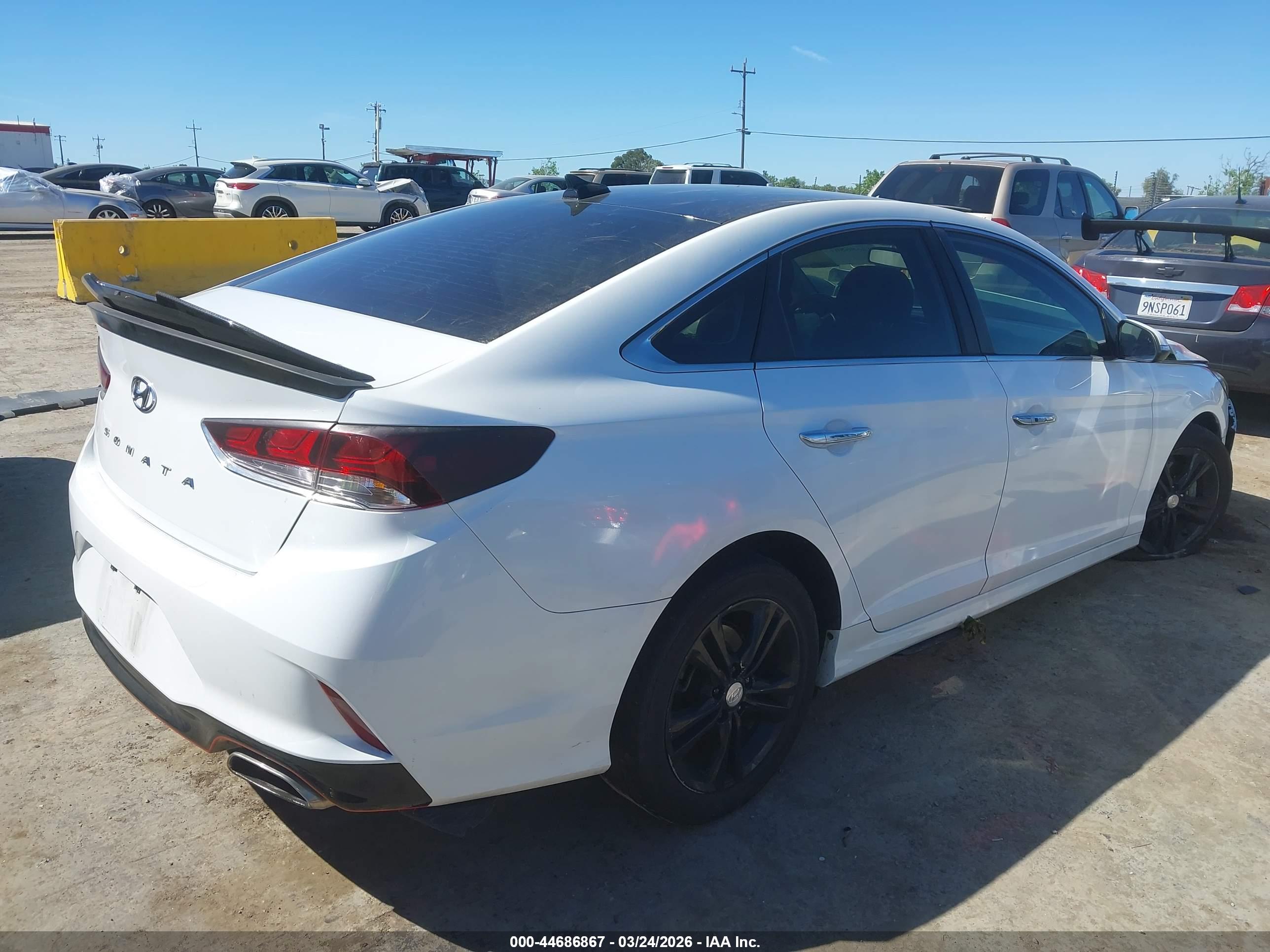 HYUNDAI SONATA image 4