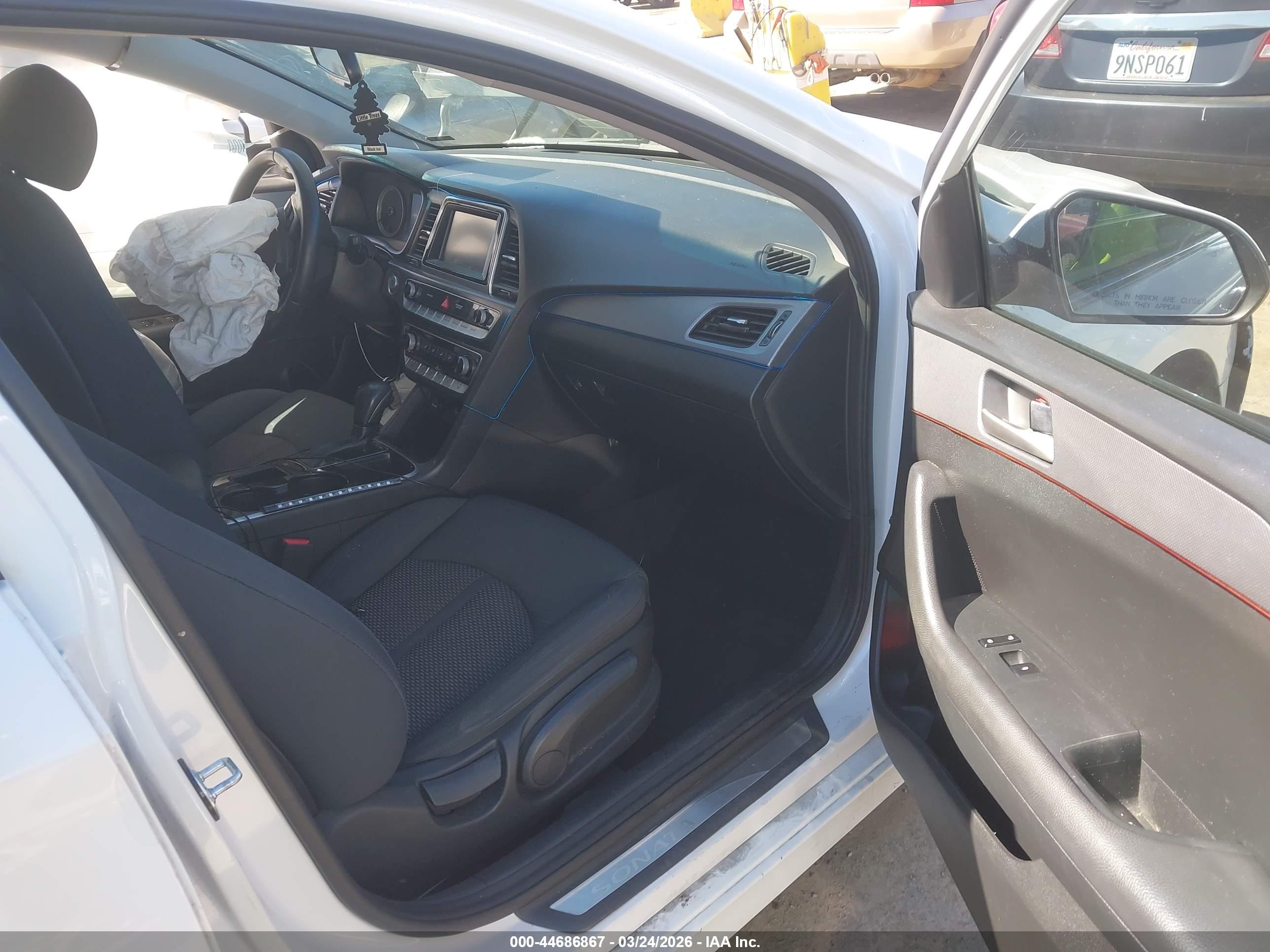 HYUNDAI SONATA image 5