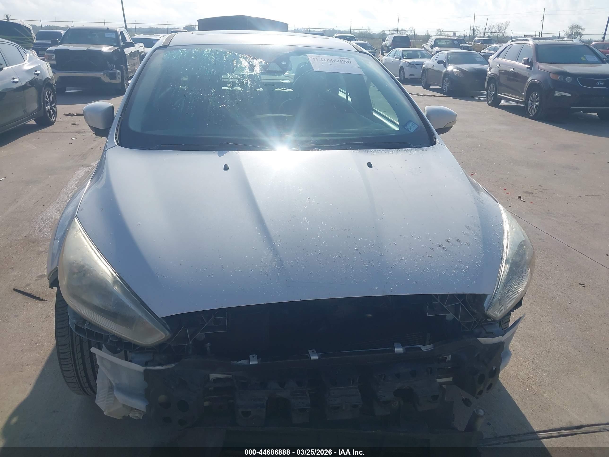FORD FOCUS image 6