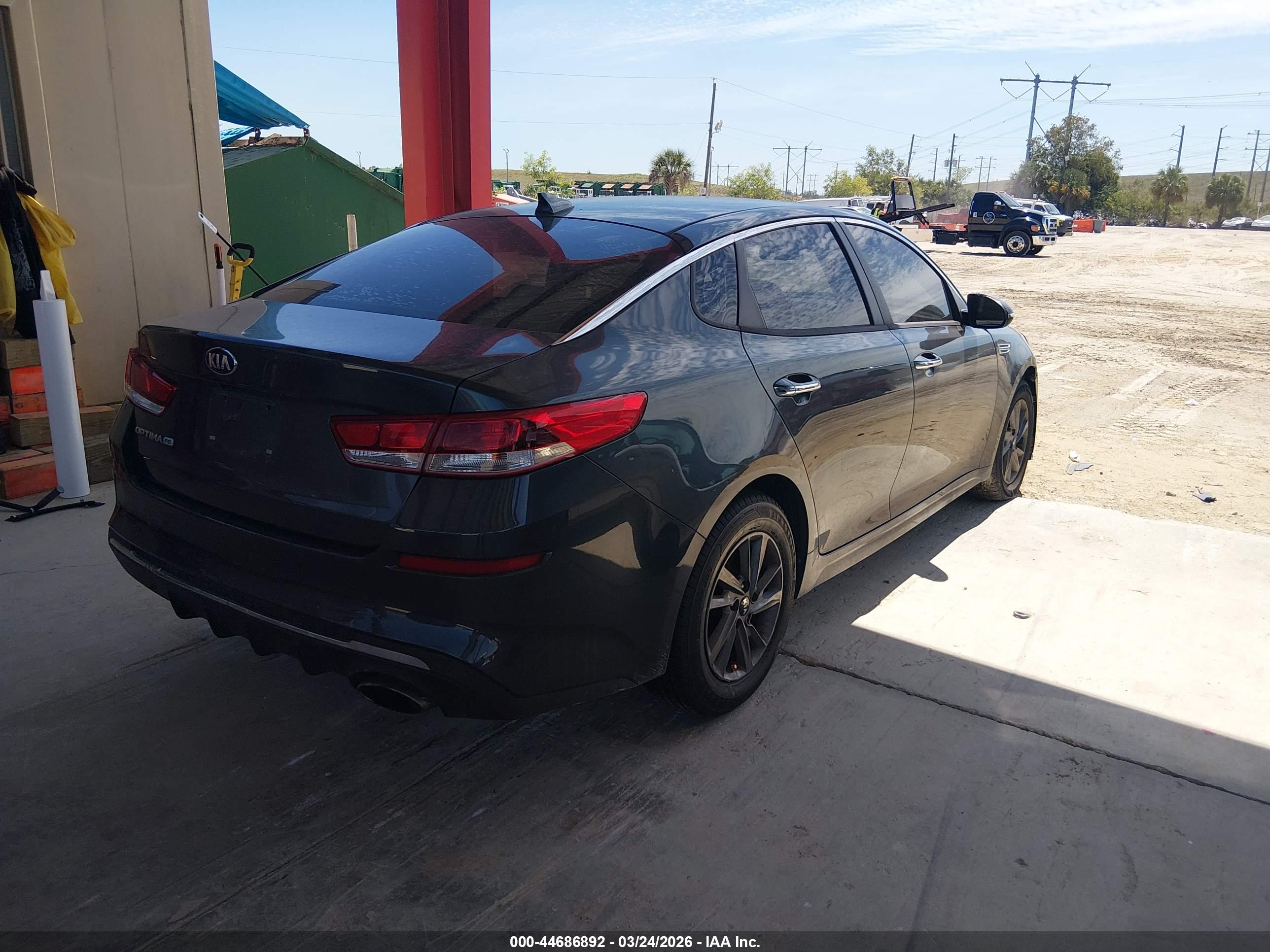 KIA OPTIMA image 4