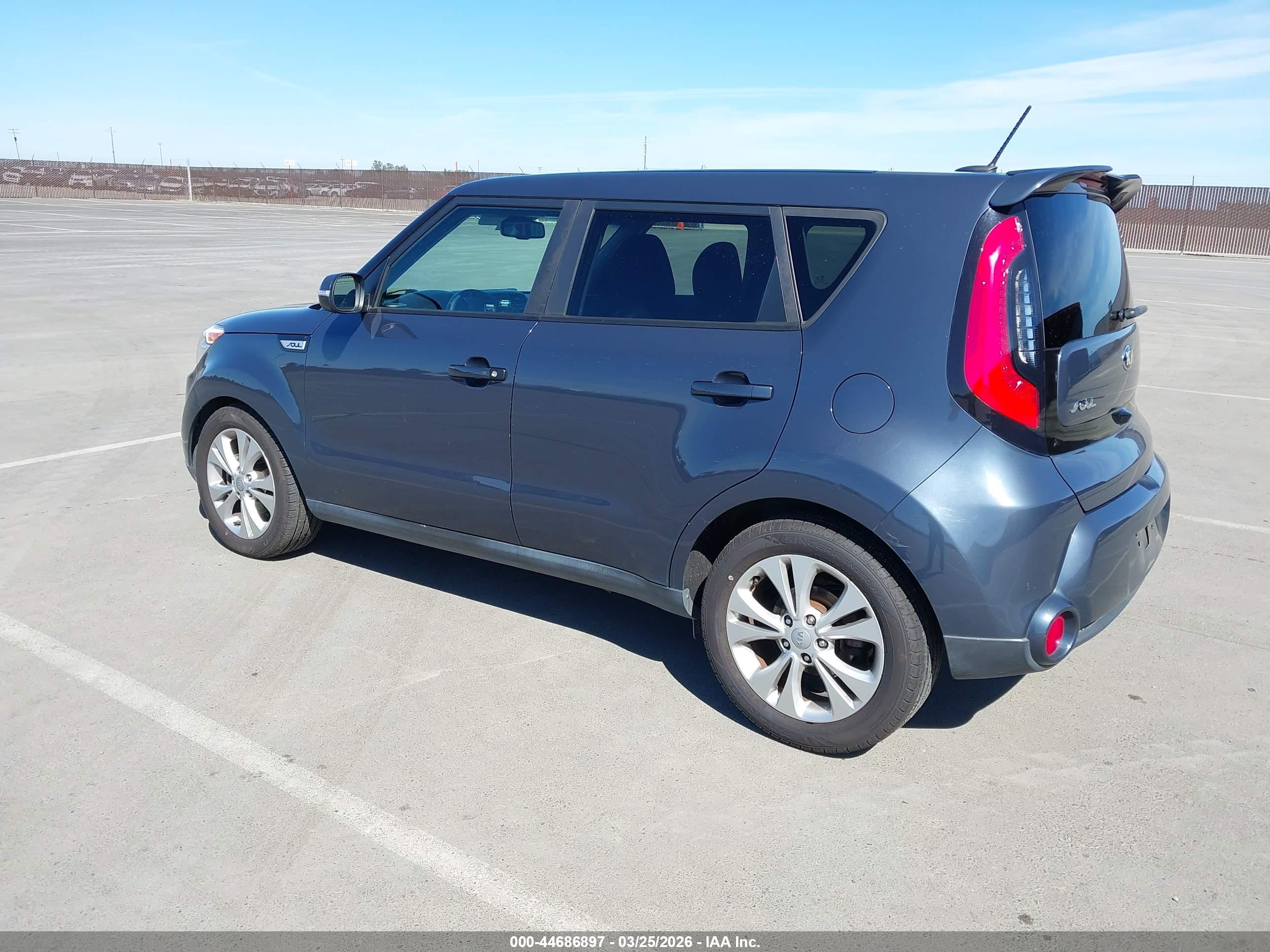 KIA SOUL image 3