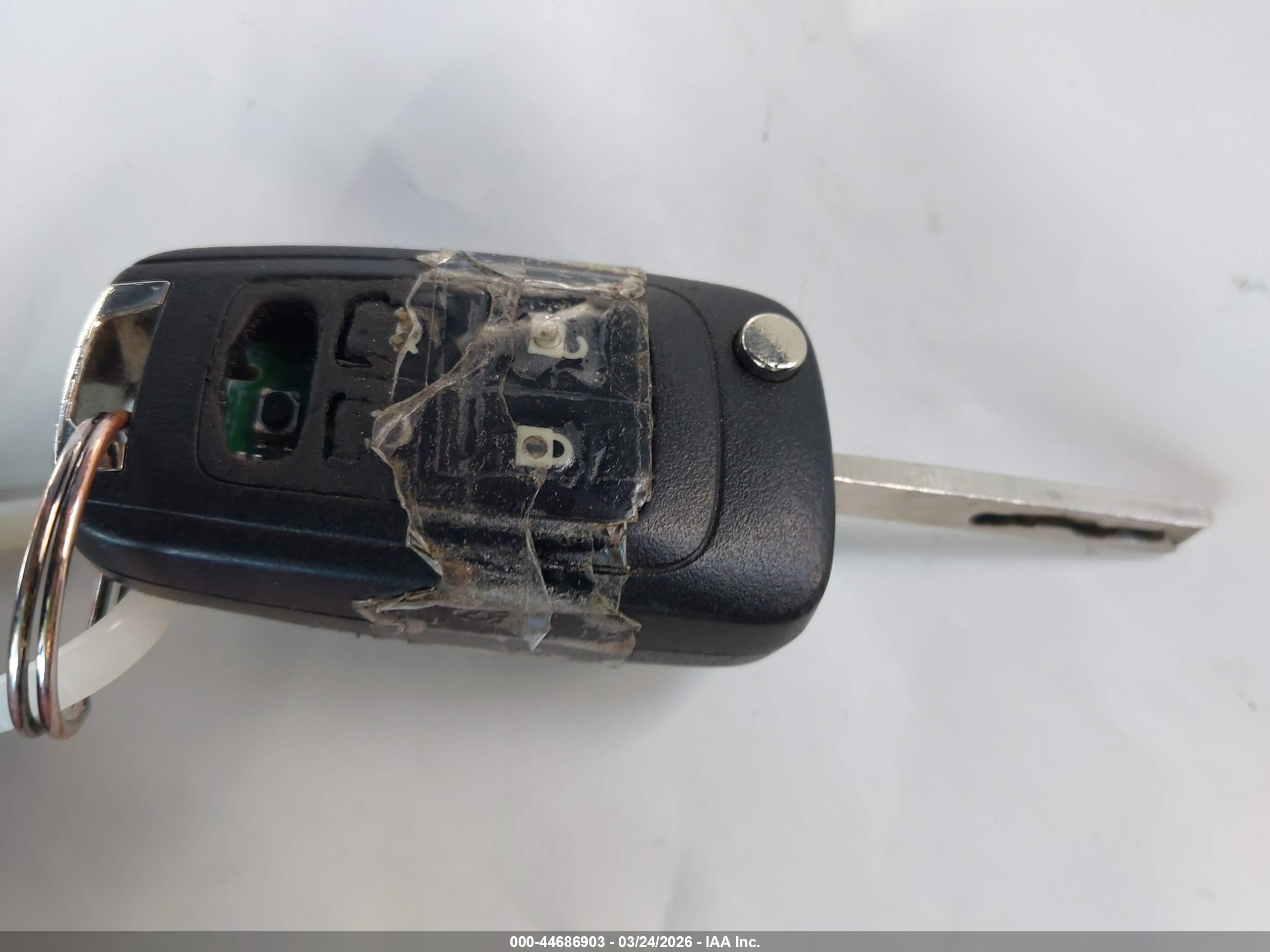 CHEVROLET EQUINOX image 11