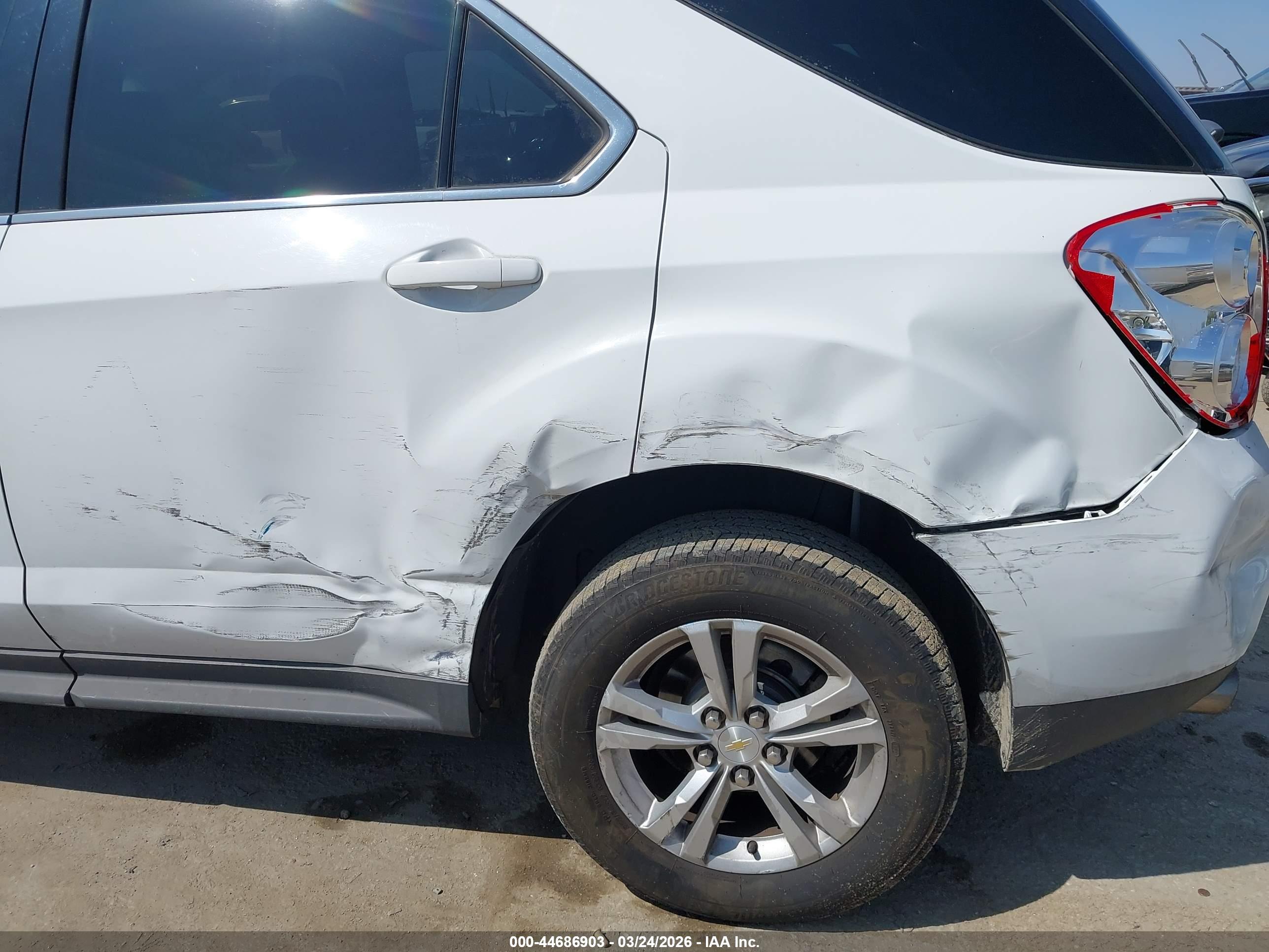 CHEVROLET EQUINOX image 6