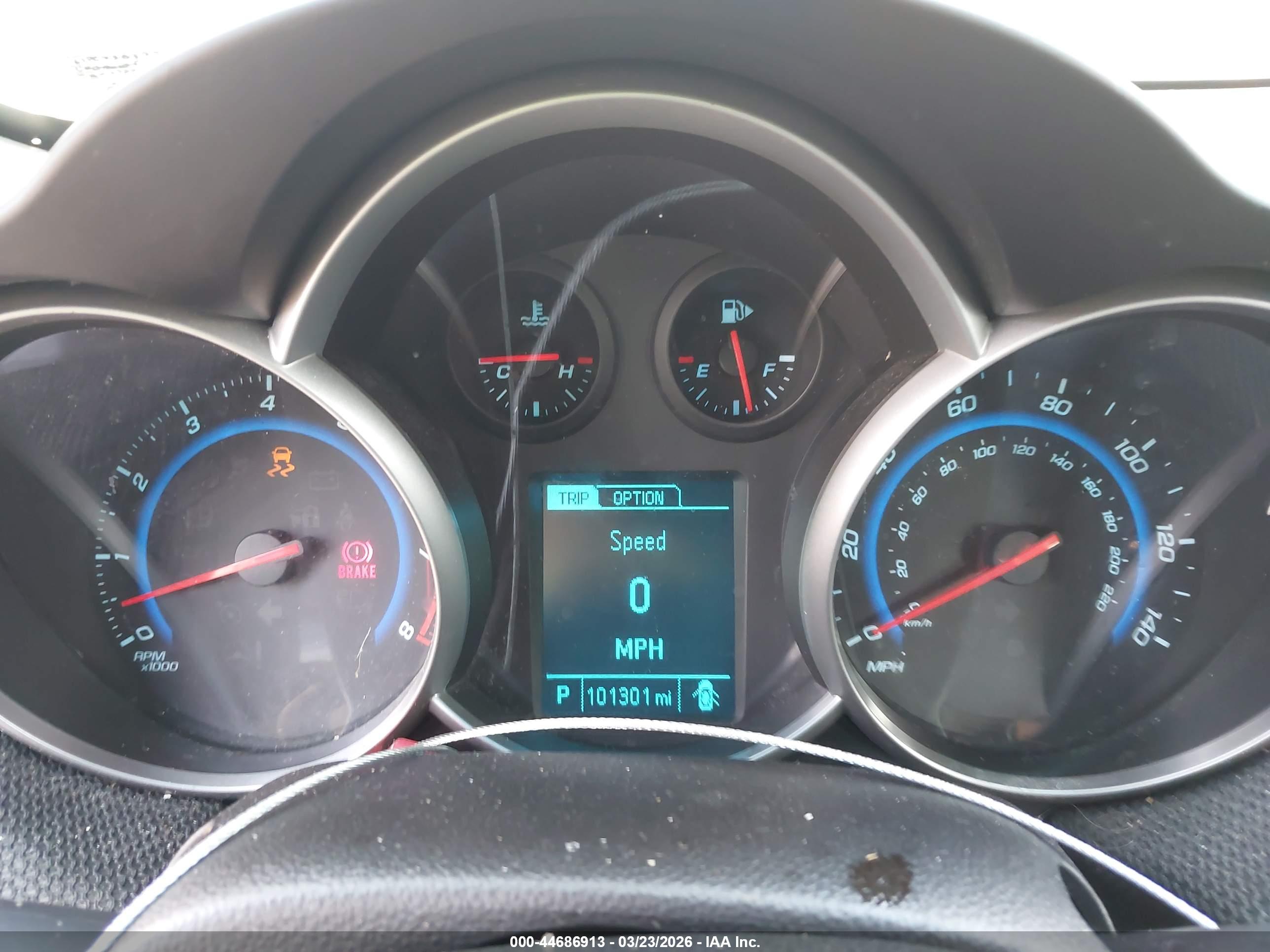 CHEVROLET CRUZE image 7
