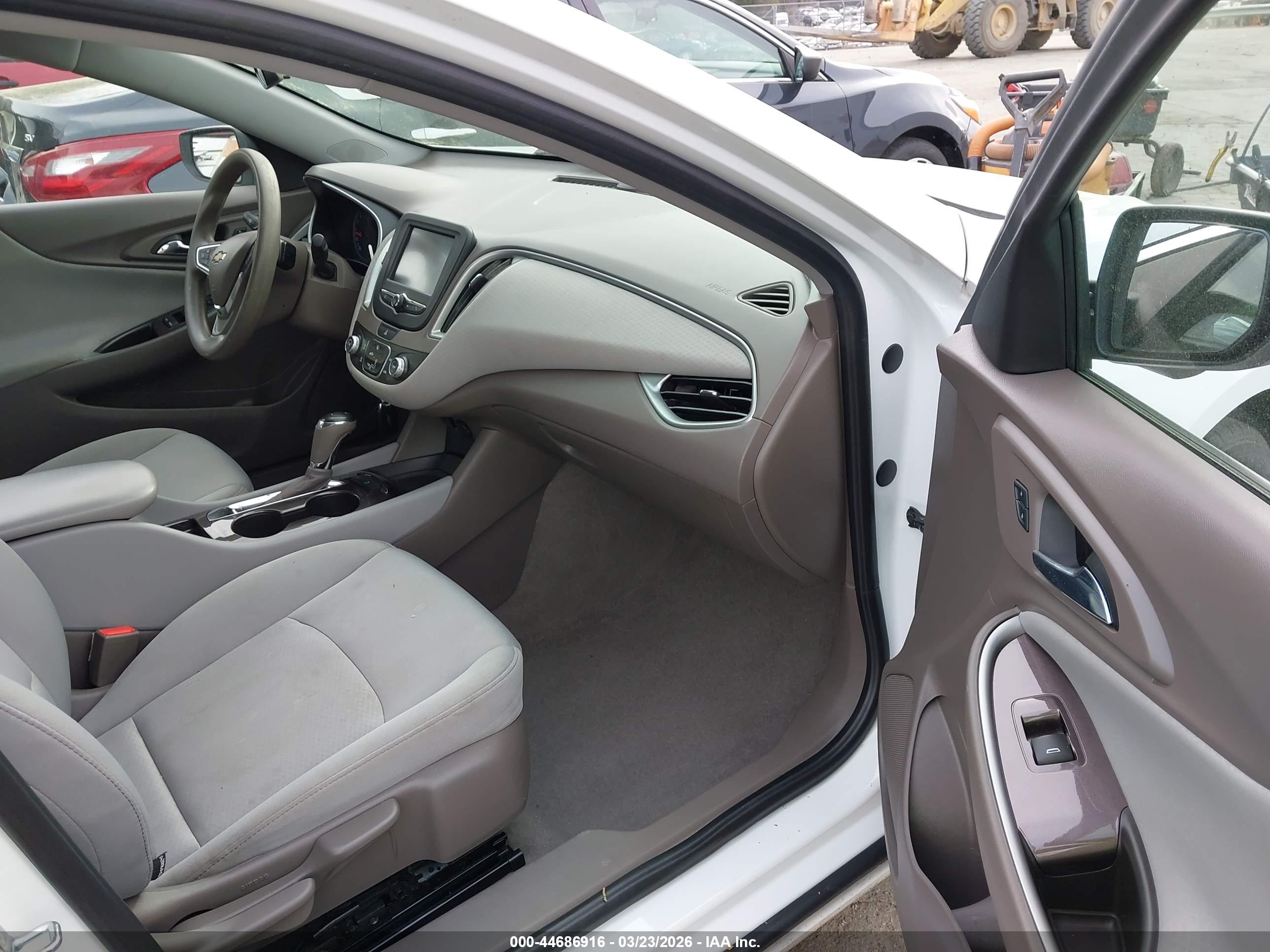 CHEVROLET MALIBU image 5