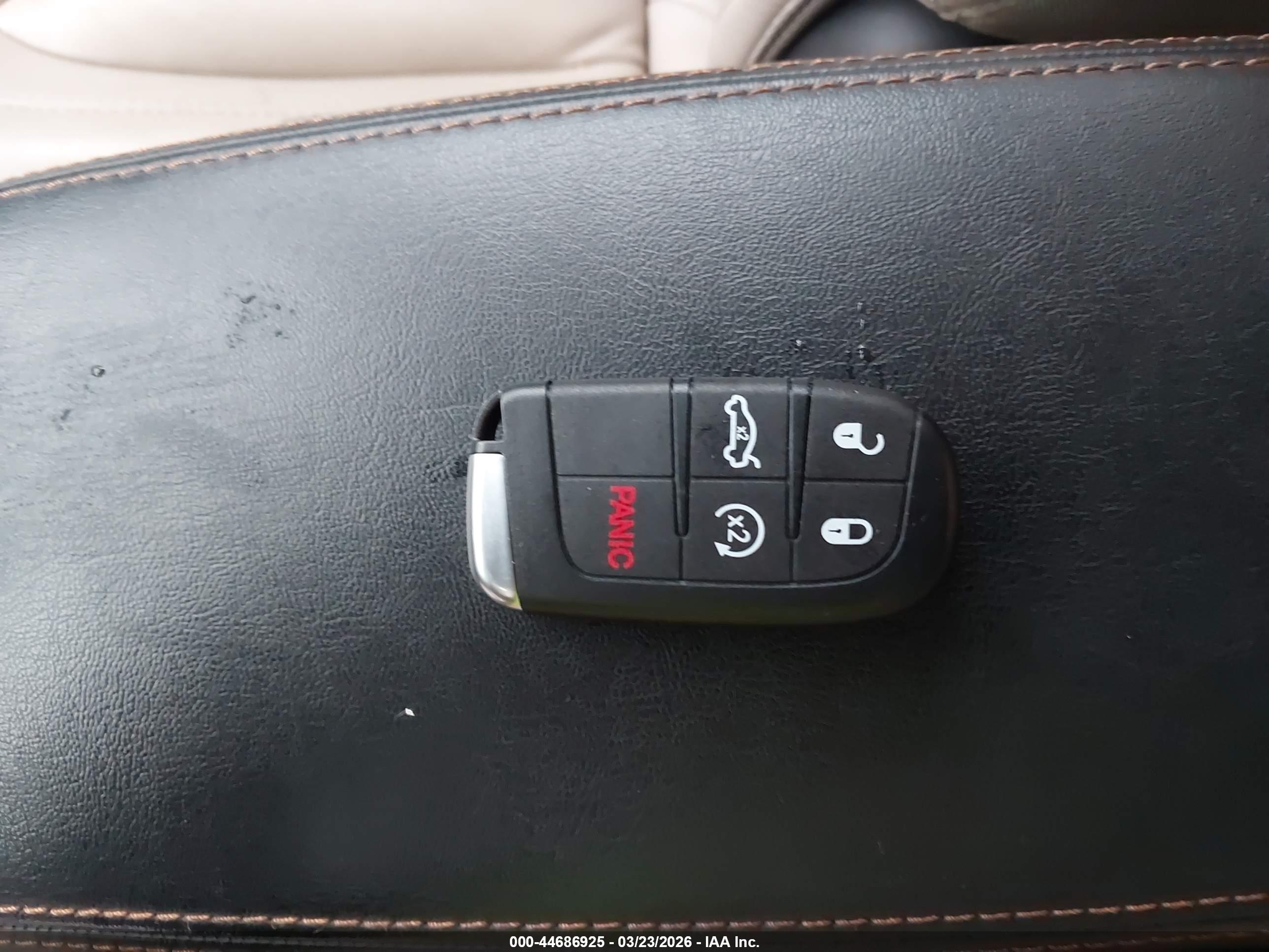 JEEP CHEROKEE image 11