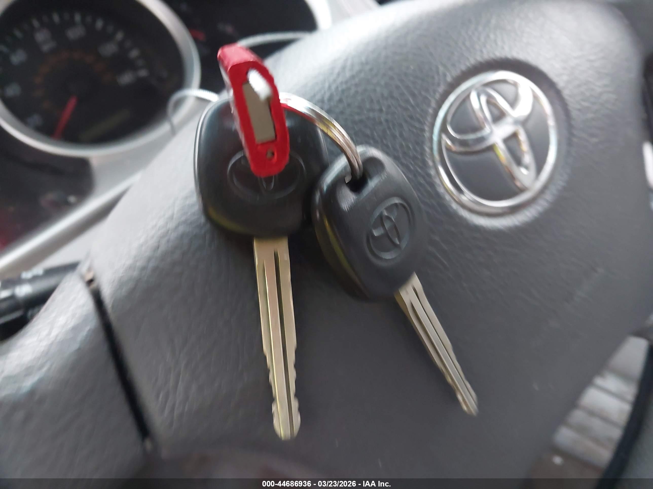 TOYOTA HIGHLANDER image 11