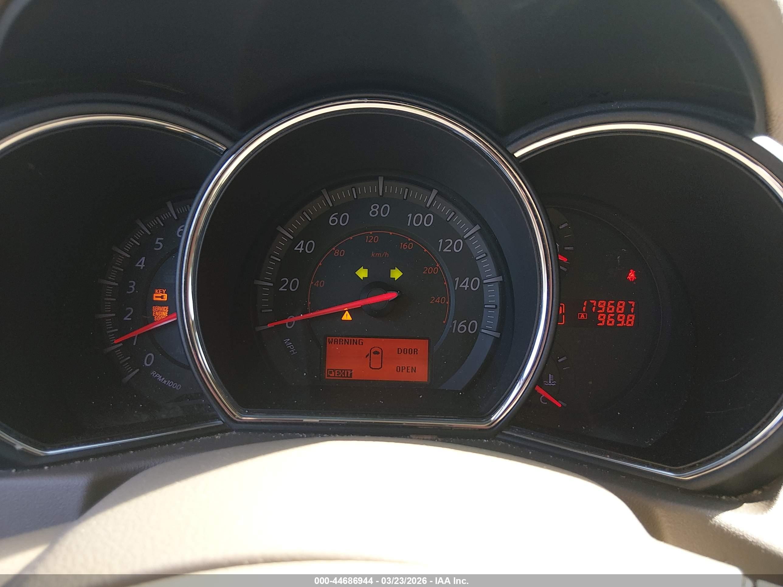 NISSAN MURANO image 7