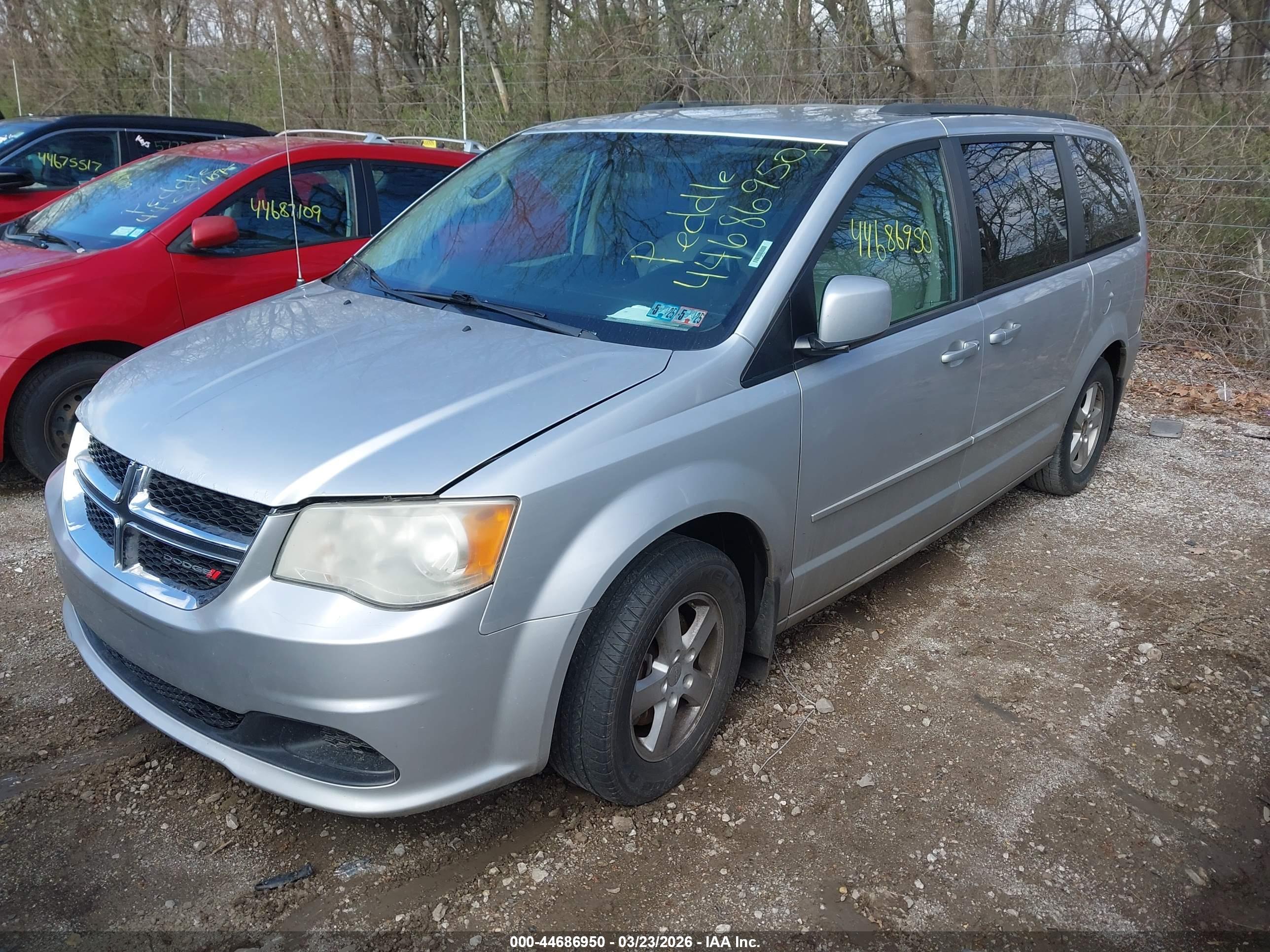 DODGE GRAND image 2