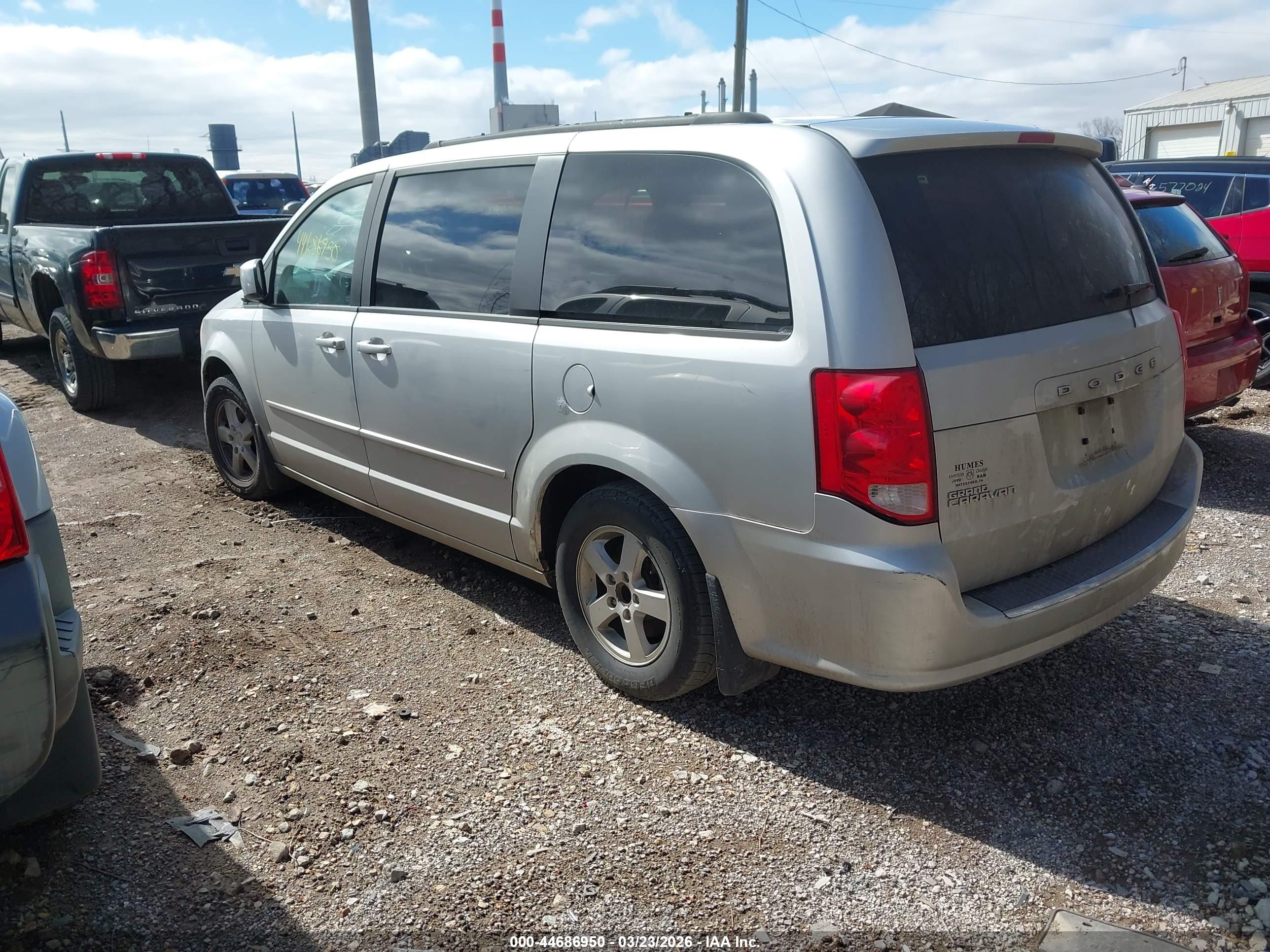DODGE GRAND image 3