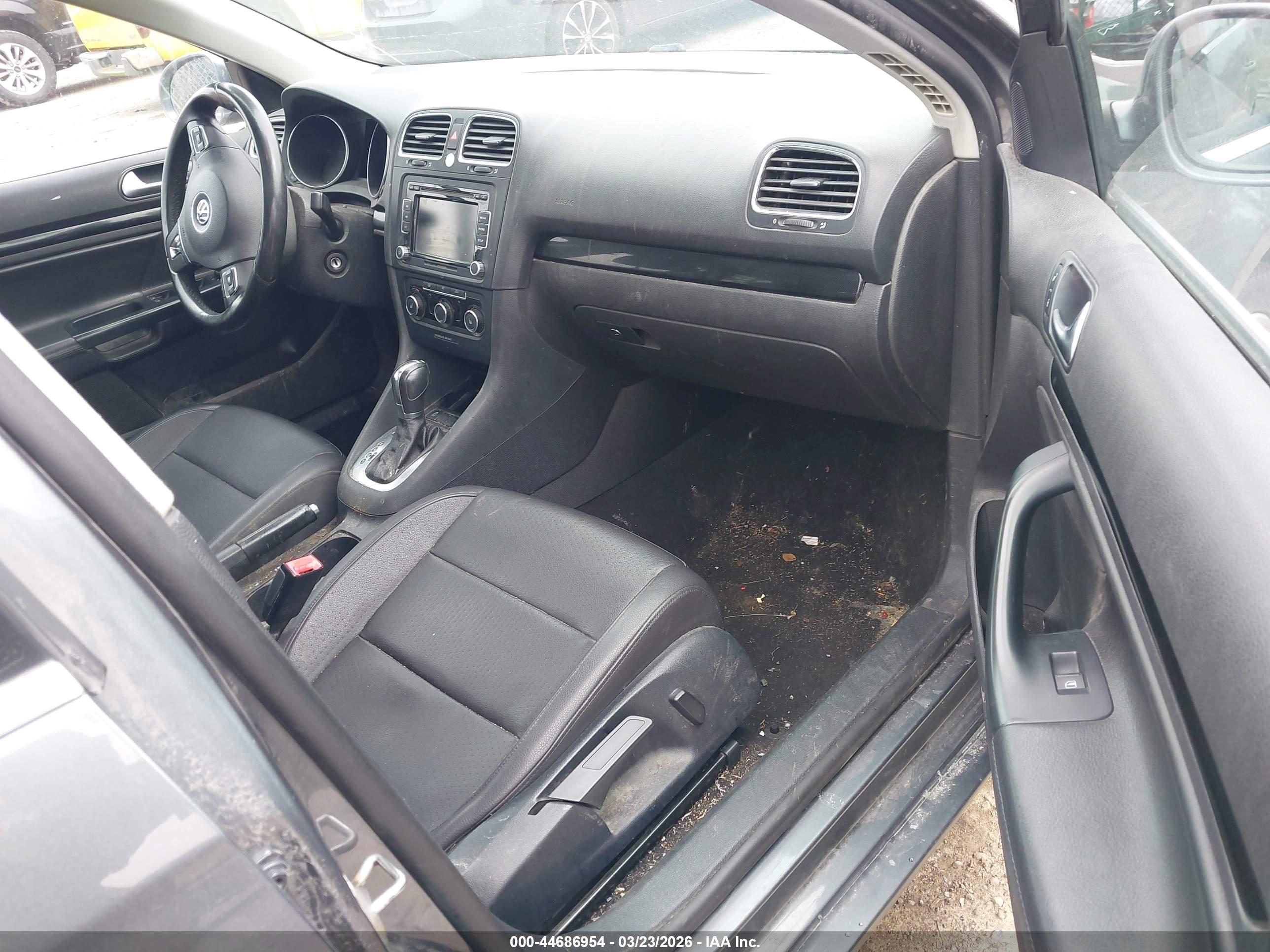 VOLKSWAGEN JETTA image 5