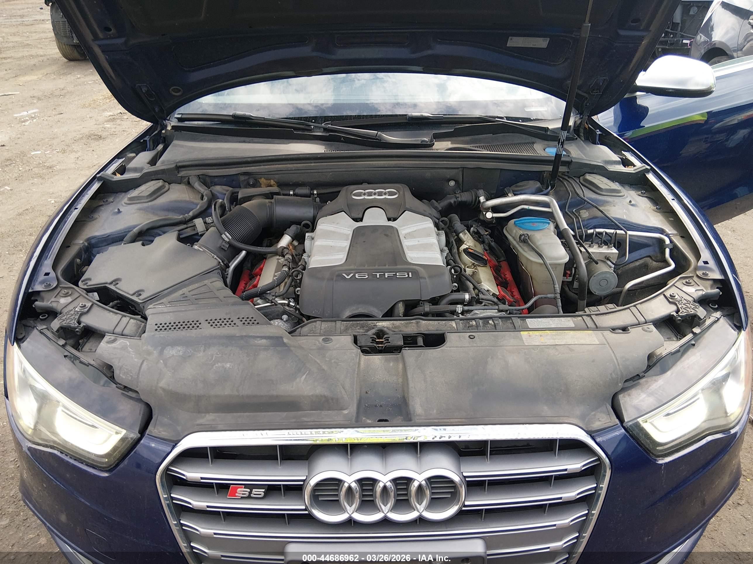 AUDI S5 image 10