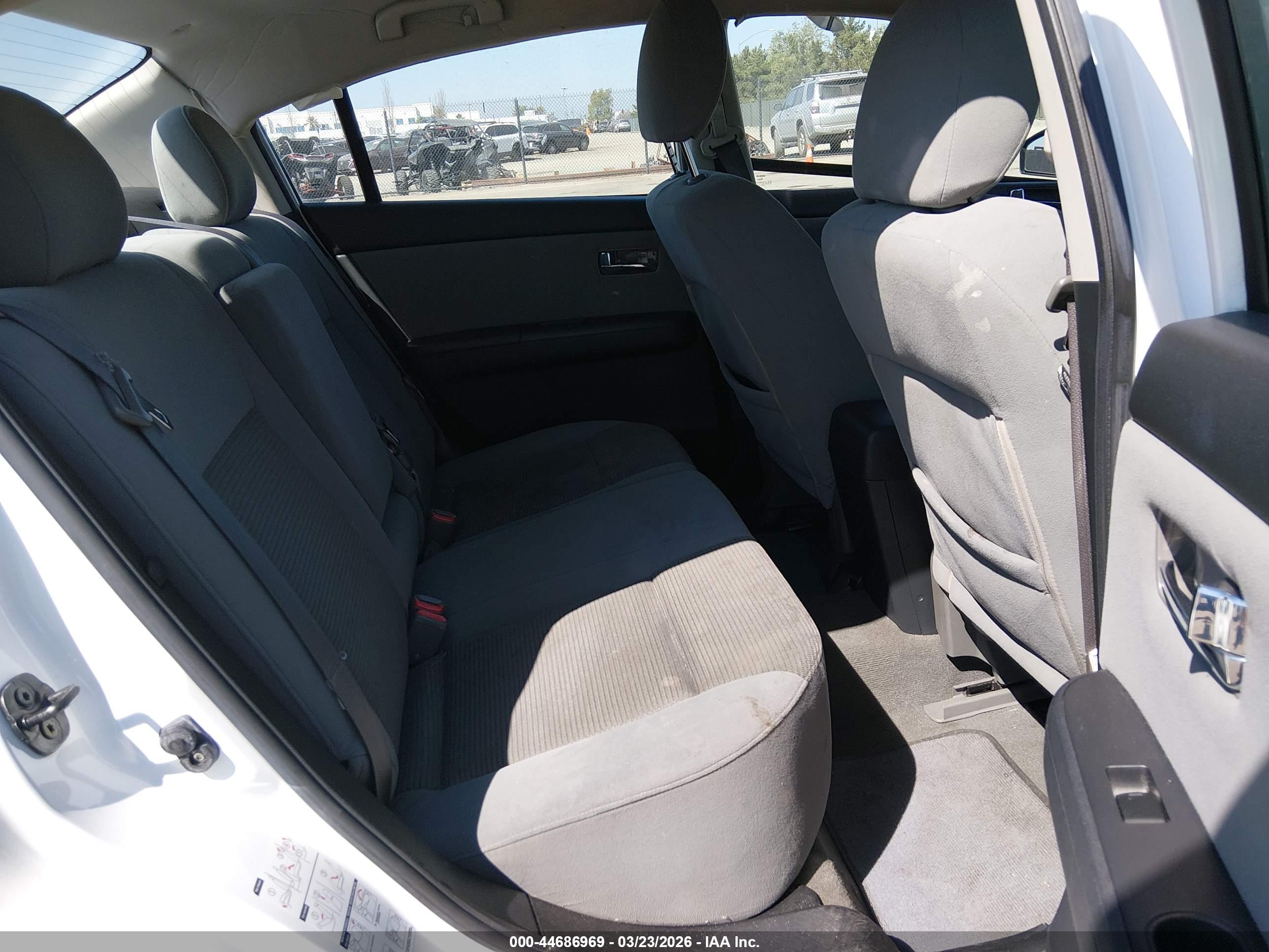 NISSAN SENTRA image 8