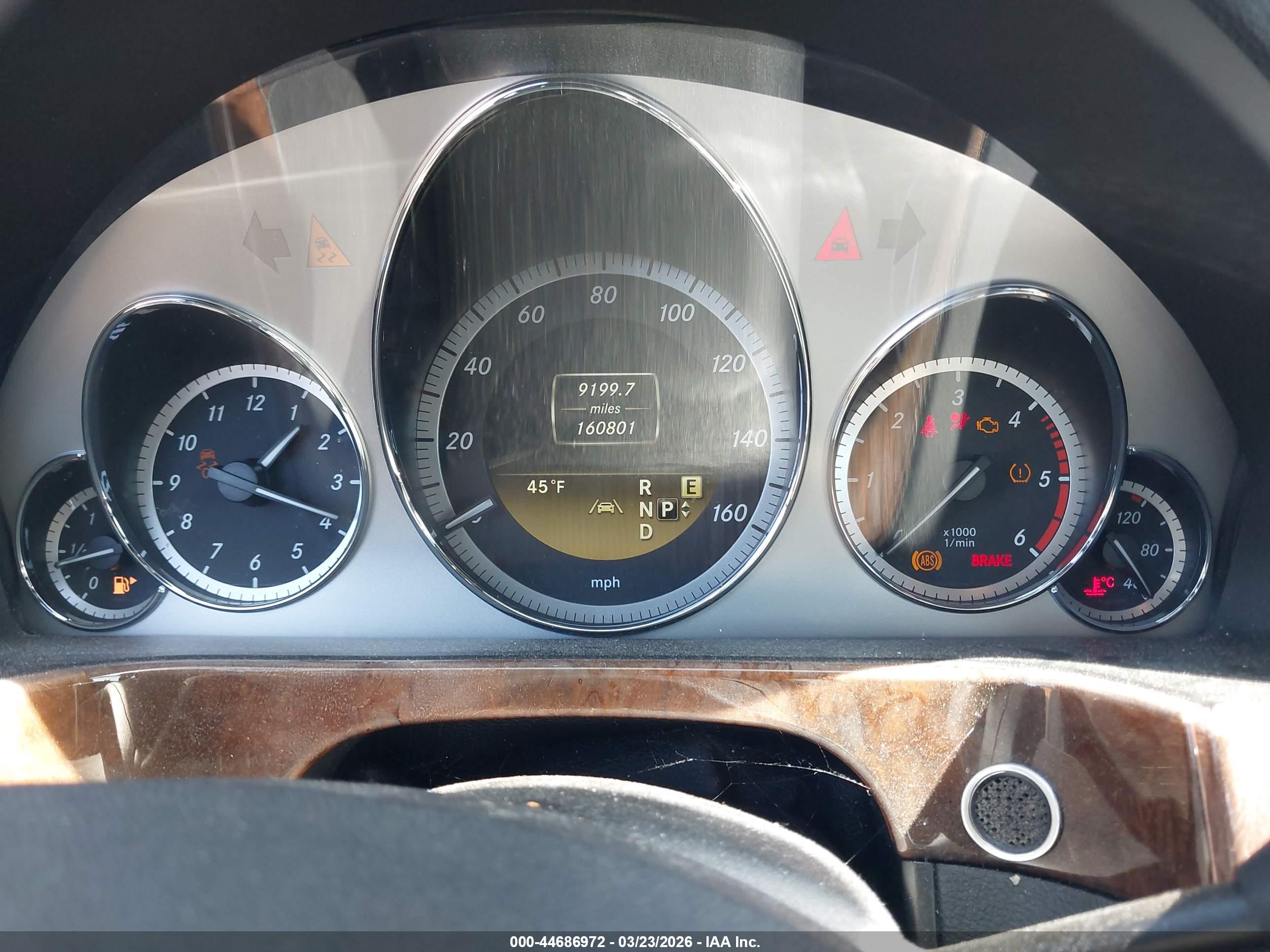 MERCEDES-BENZ E image 7