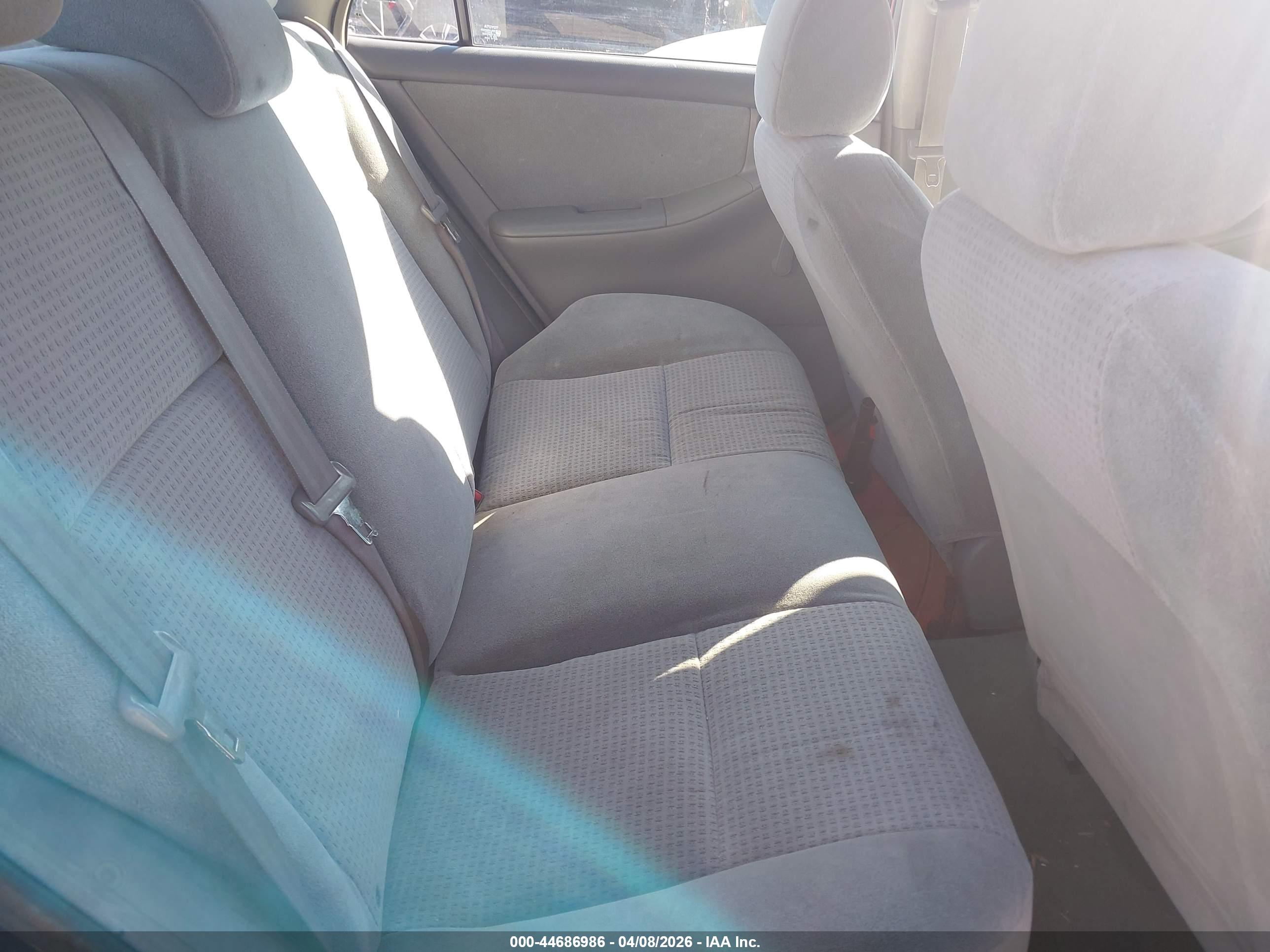 TOYOTA COROLLA image 8