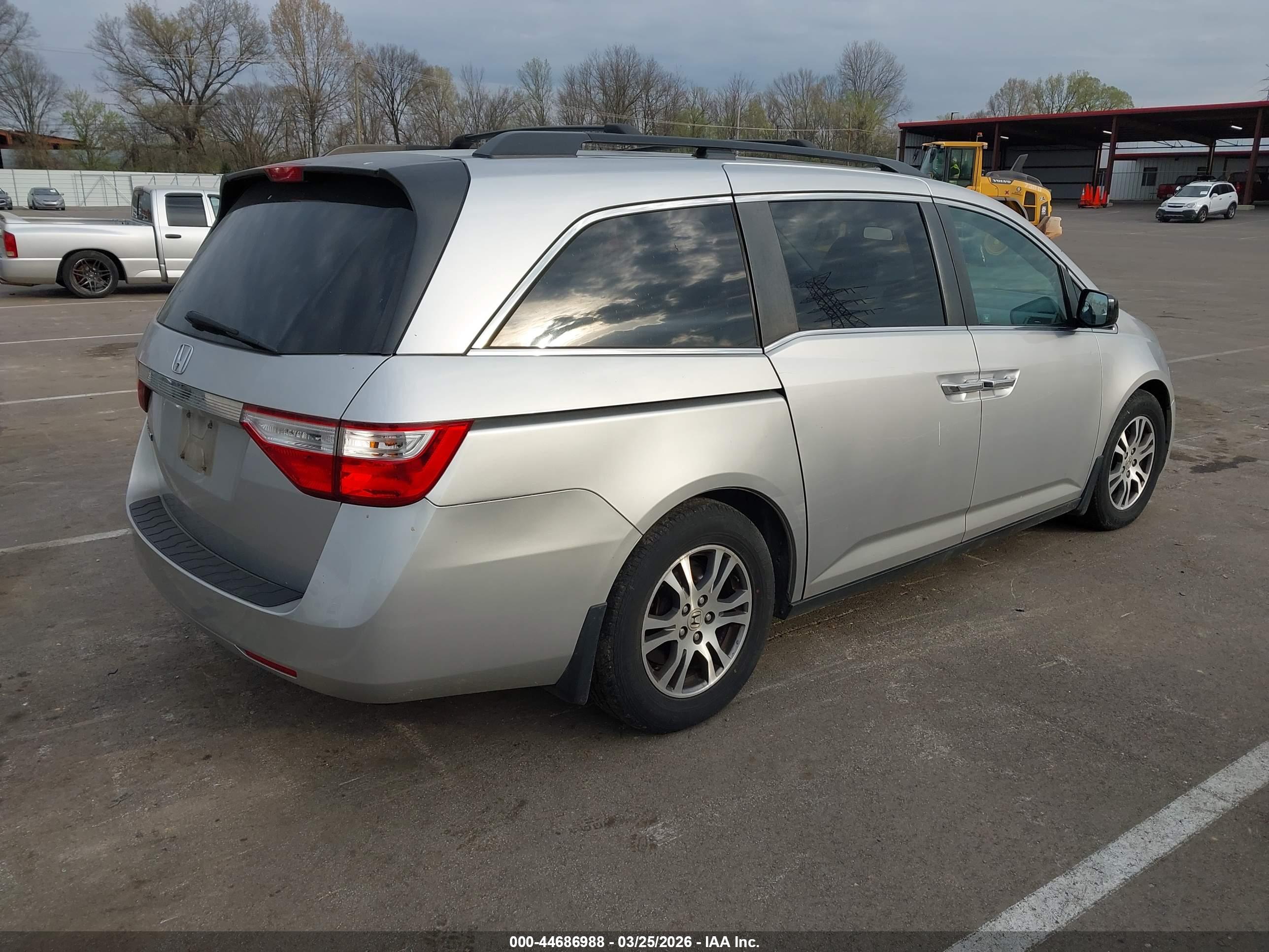 HONDA ODYSSEY image 4