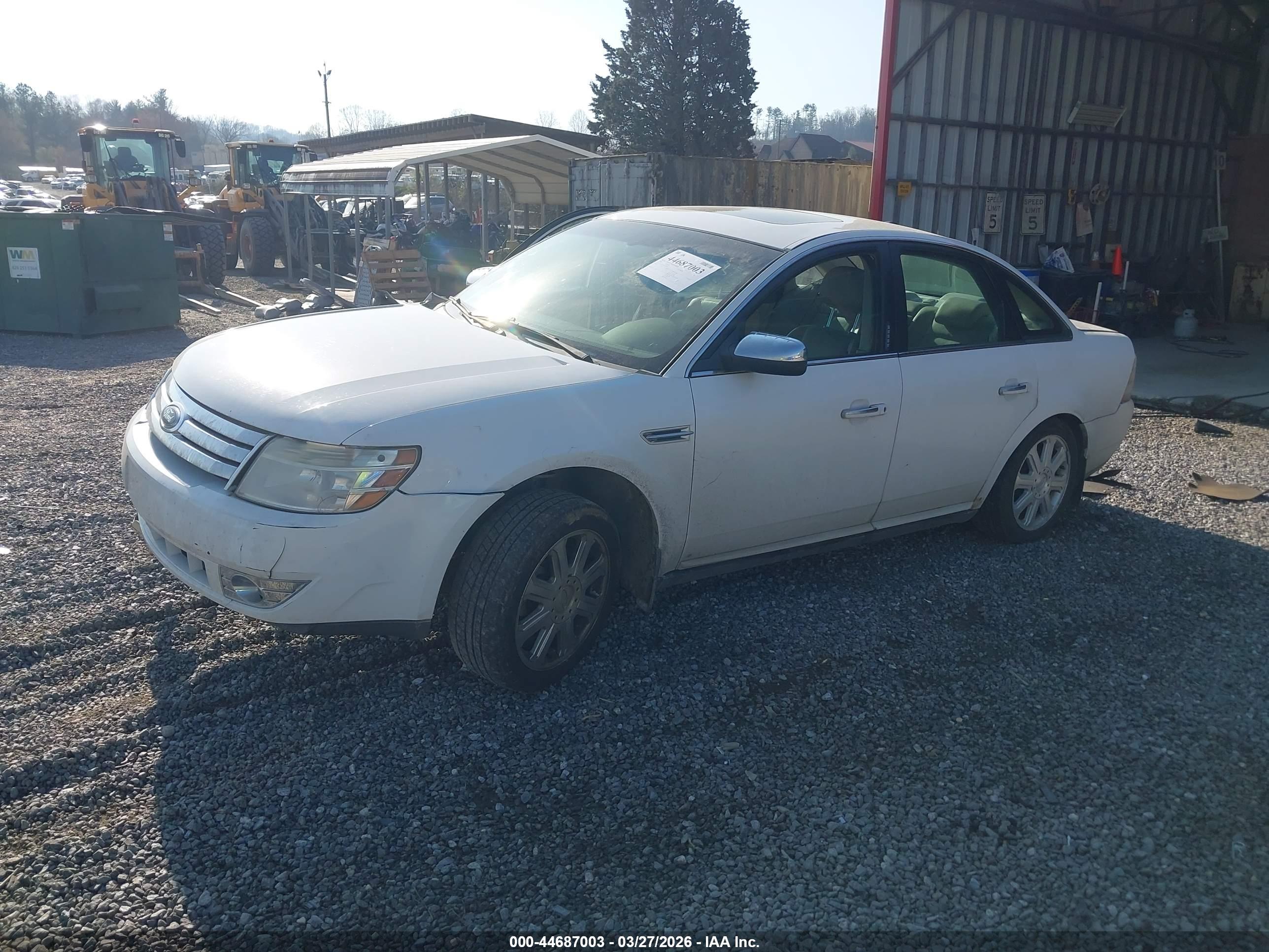 FORD TAURUS image 2