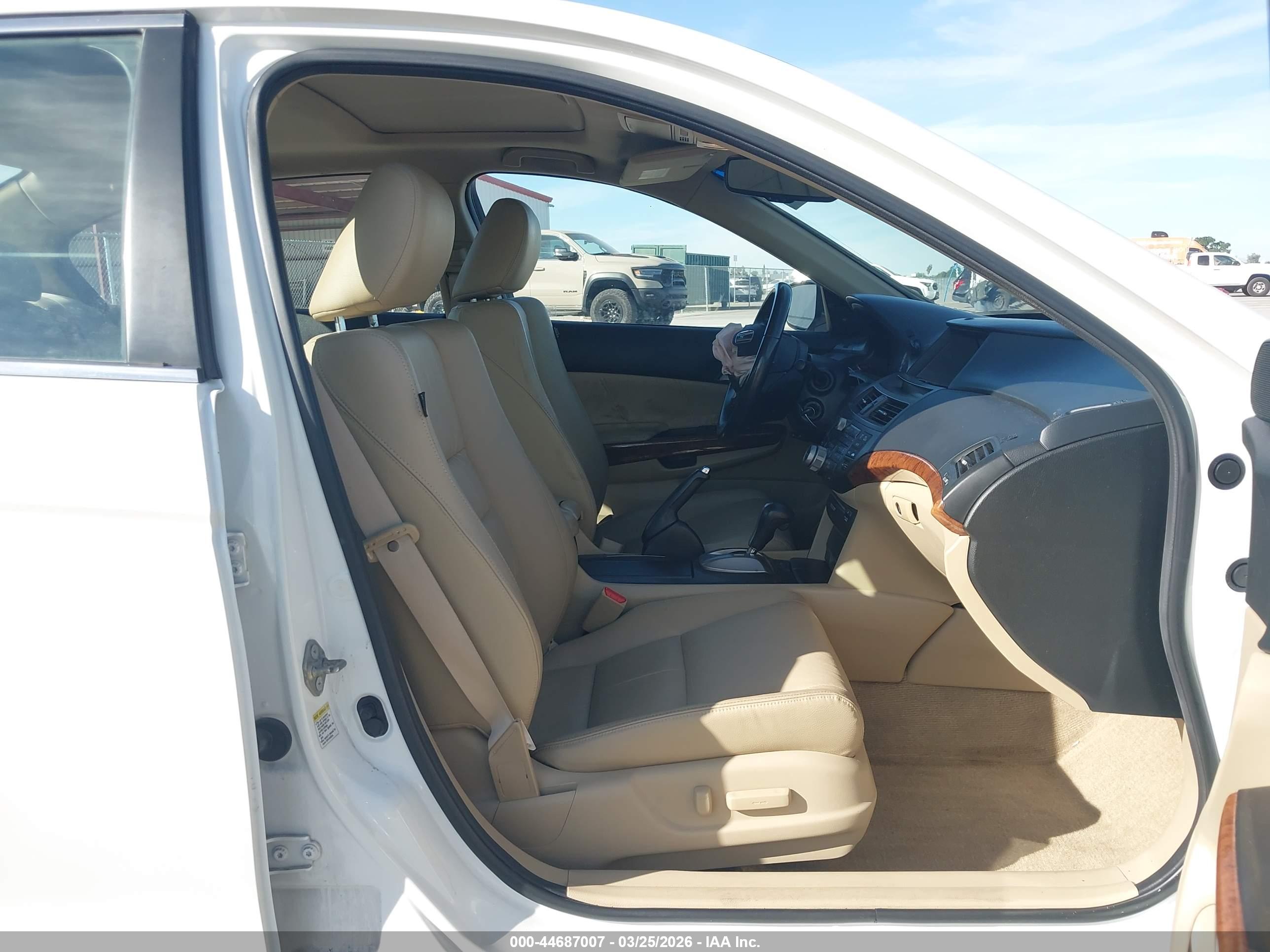 HONDA ACCORD image 5
