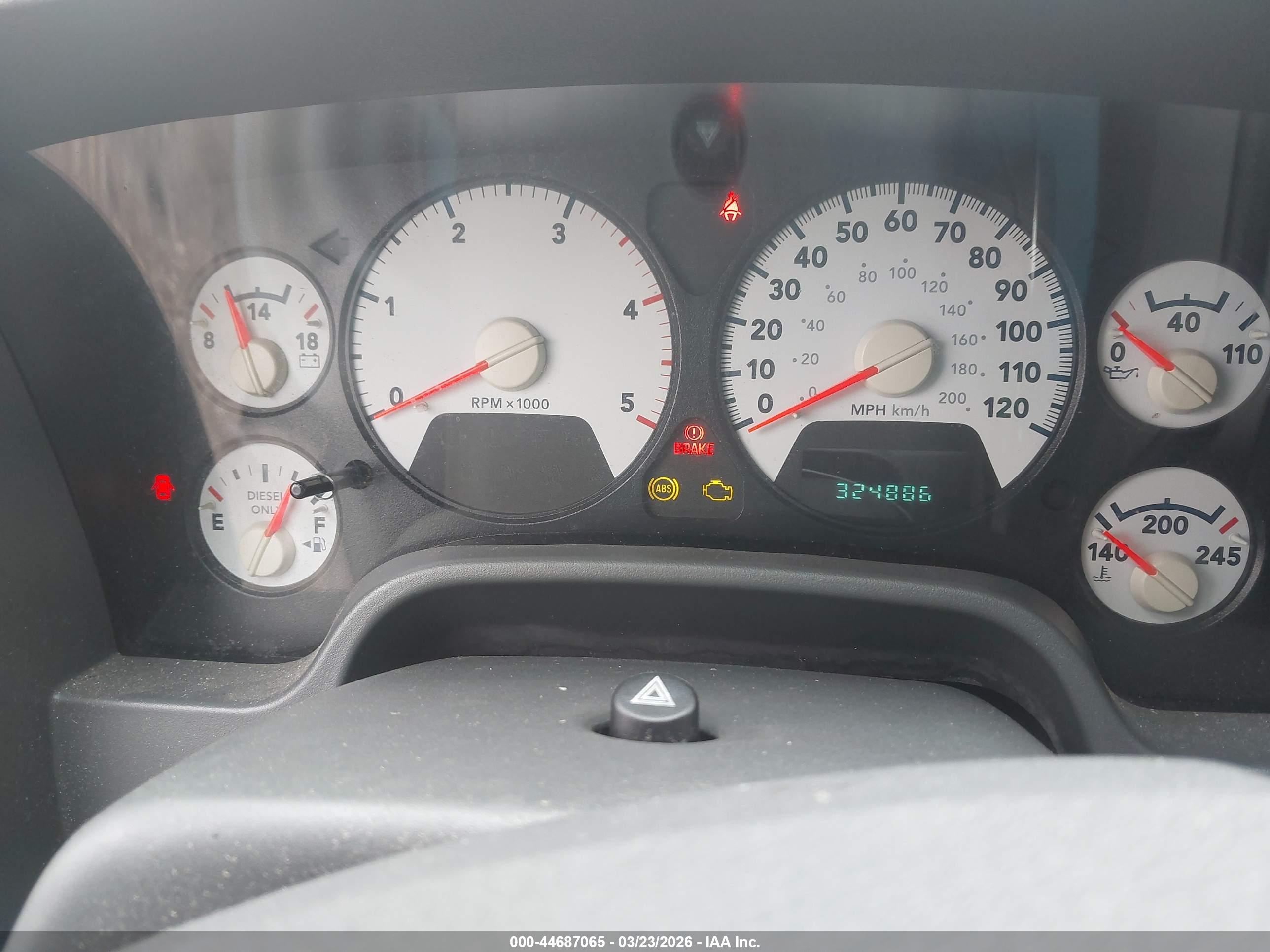 DODGE RAM image 7