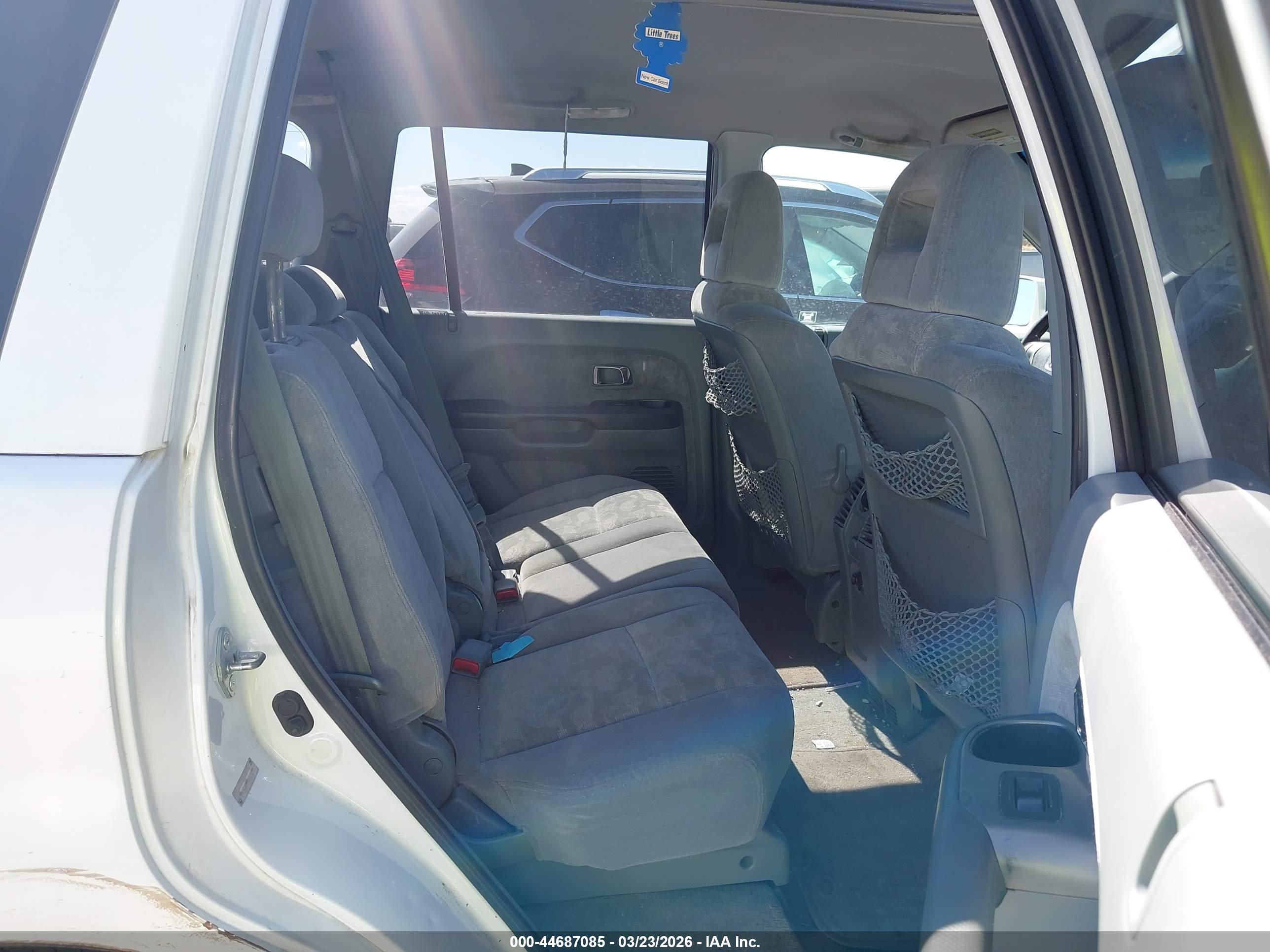 HONDA PILOT image 8