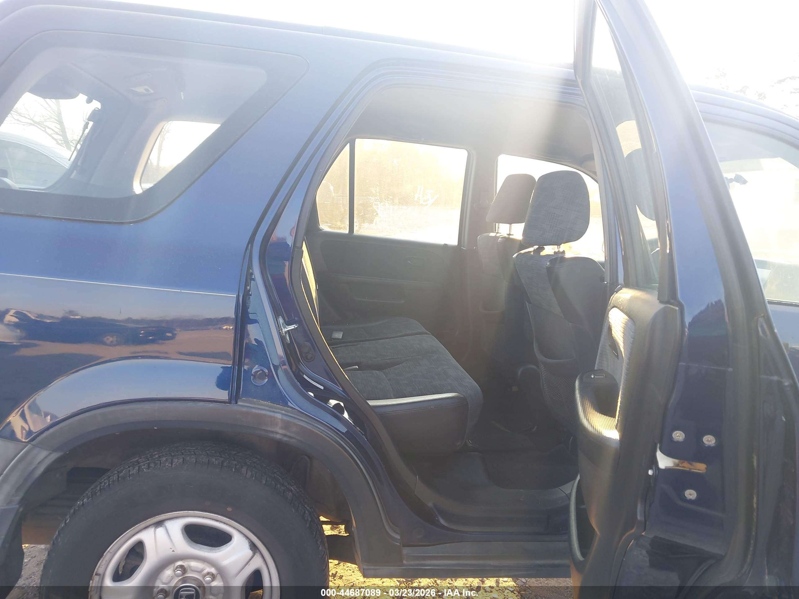 HONDA CR-V image 8