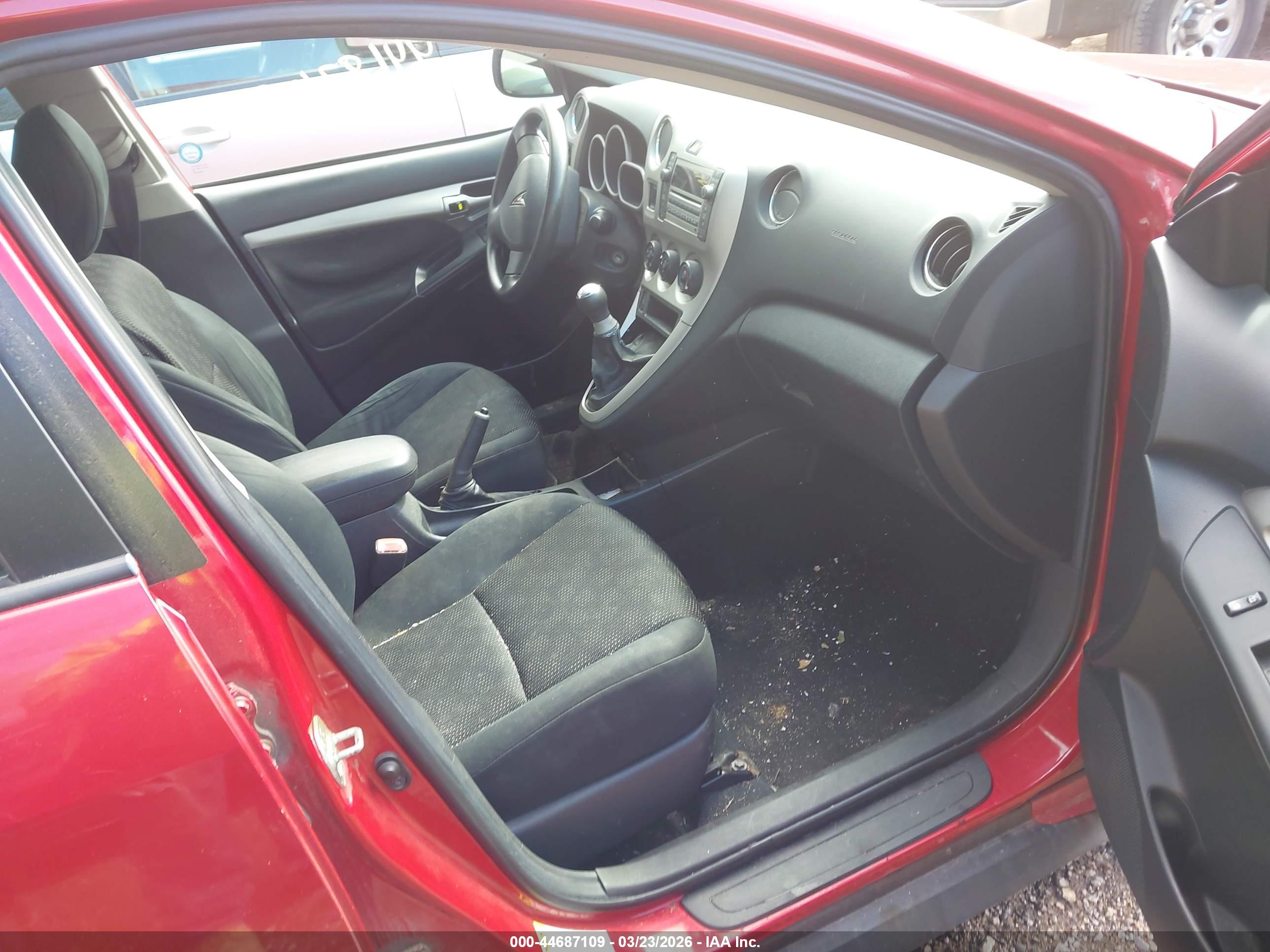 PONTIAC VIBE image 5