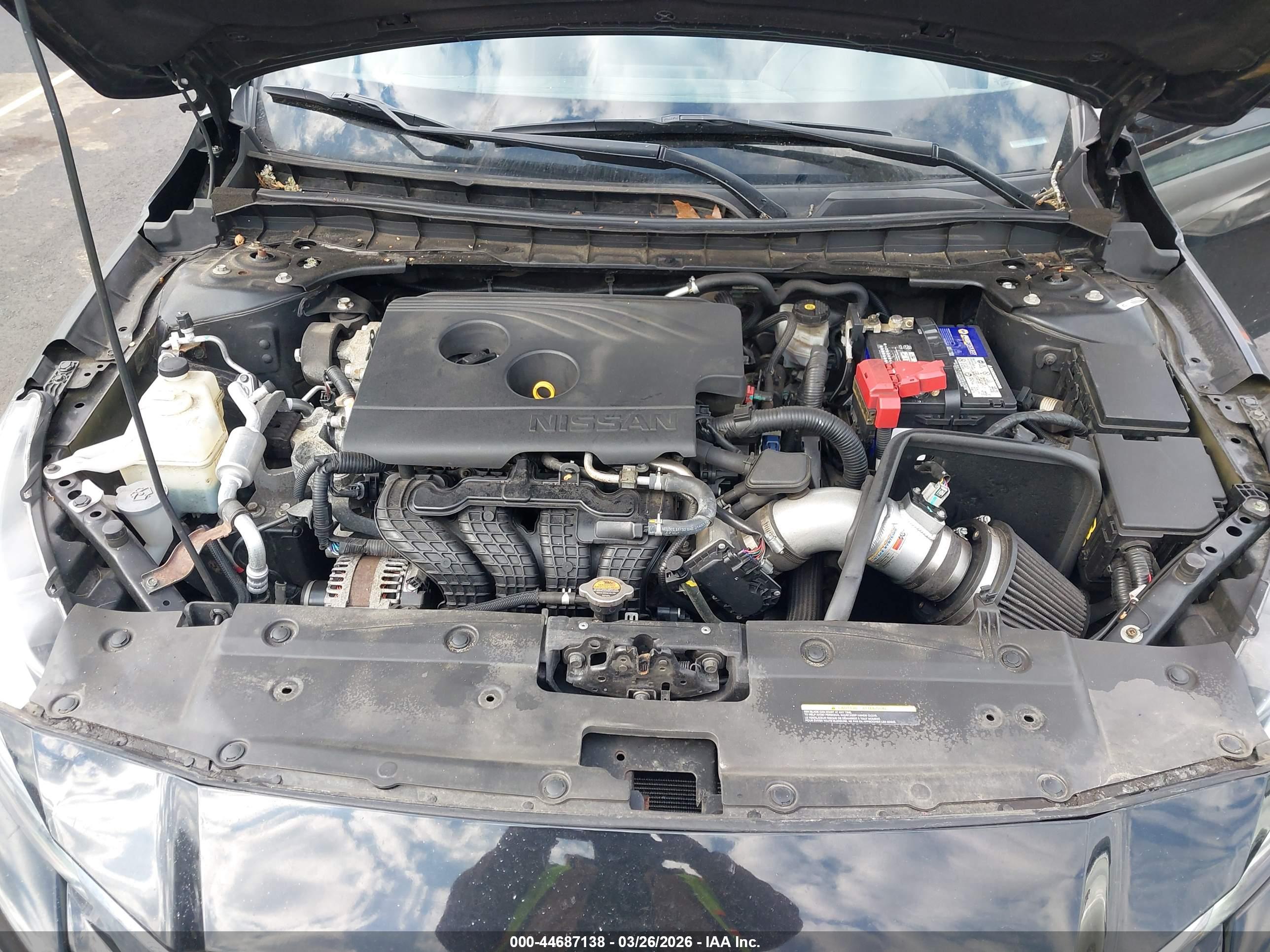NISSAN ALTIMA image 10