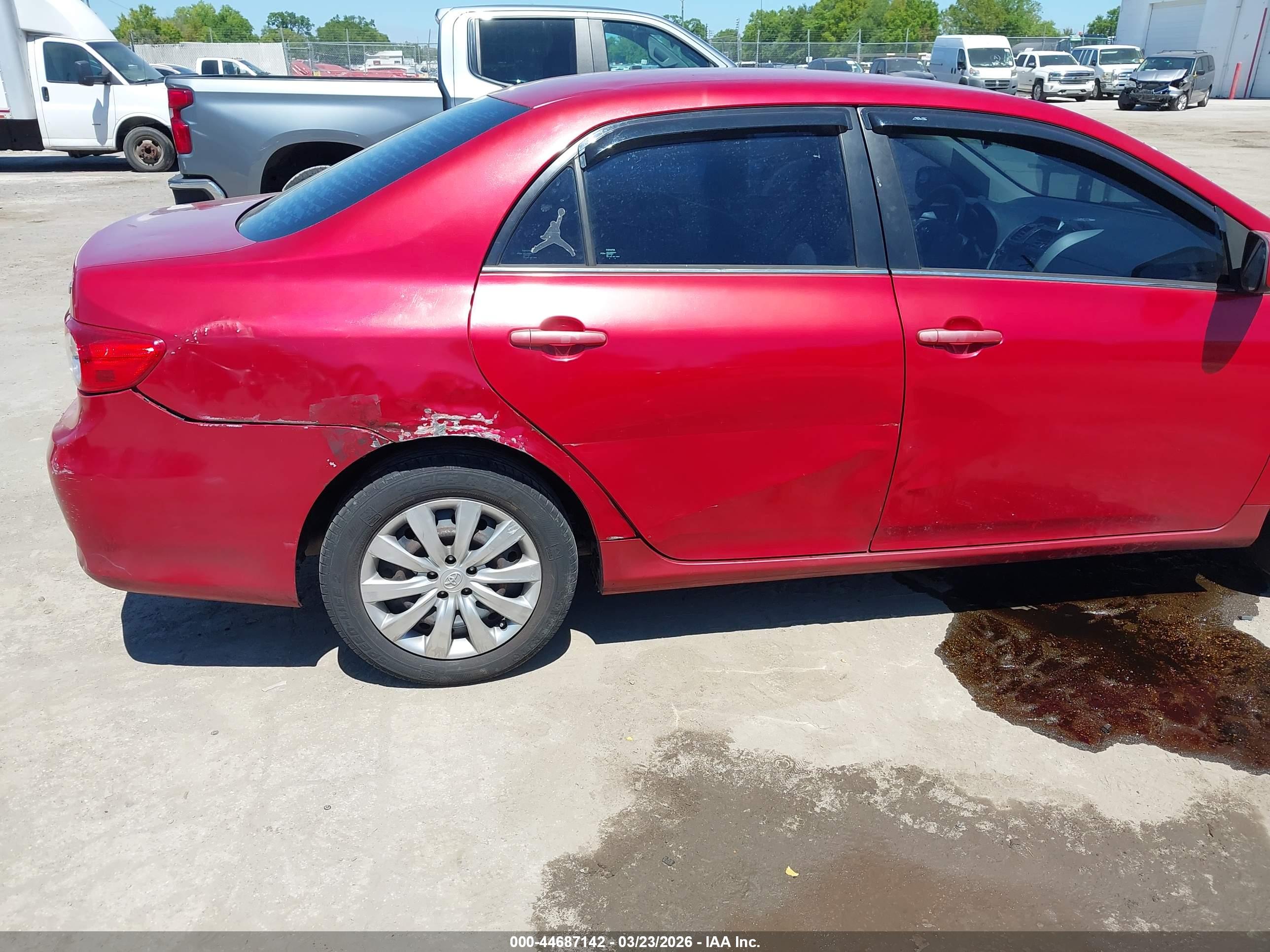 TOYOTA COROLLA image 6