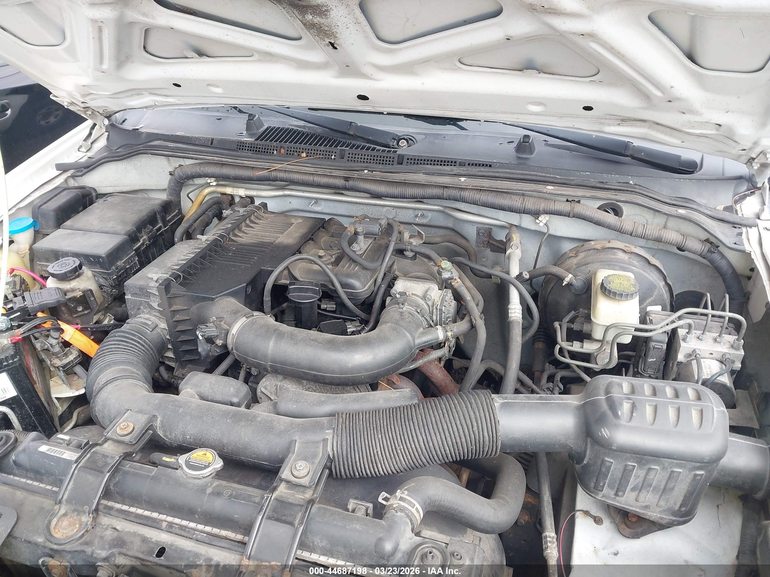 NISSAN FRONTIER image 10