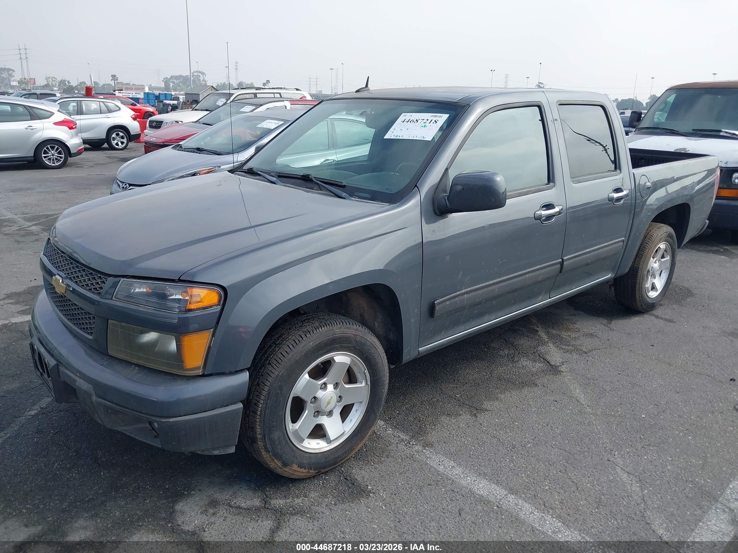 CHEVROLET COLORADO image 2