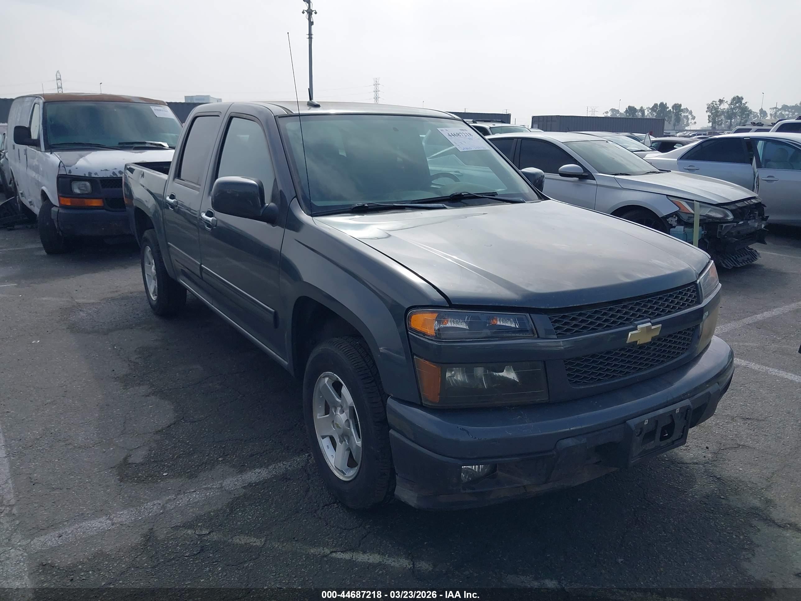 CHEVROLET COLORADO image 6