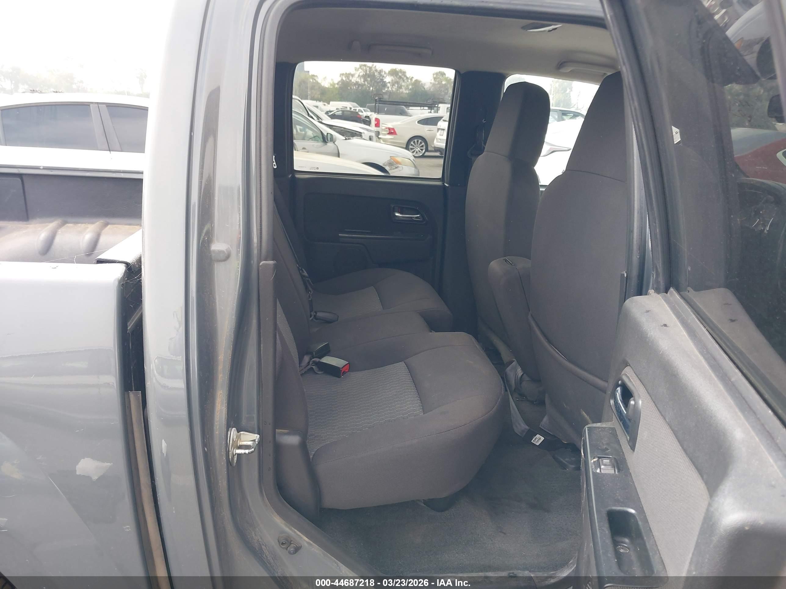 CHEVROLET COLORADO image 8