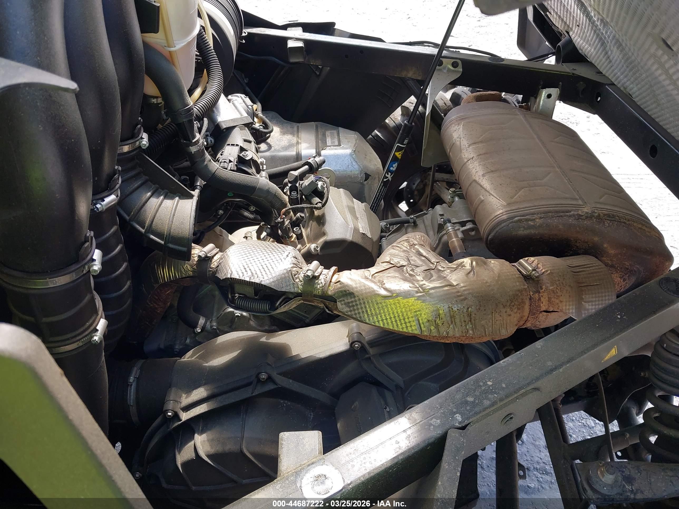 CAN-AM DEFENDER image 9