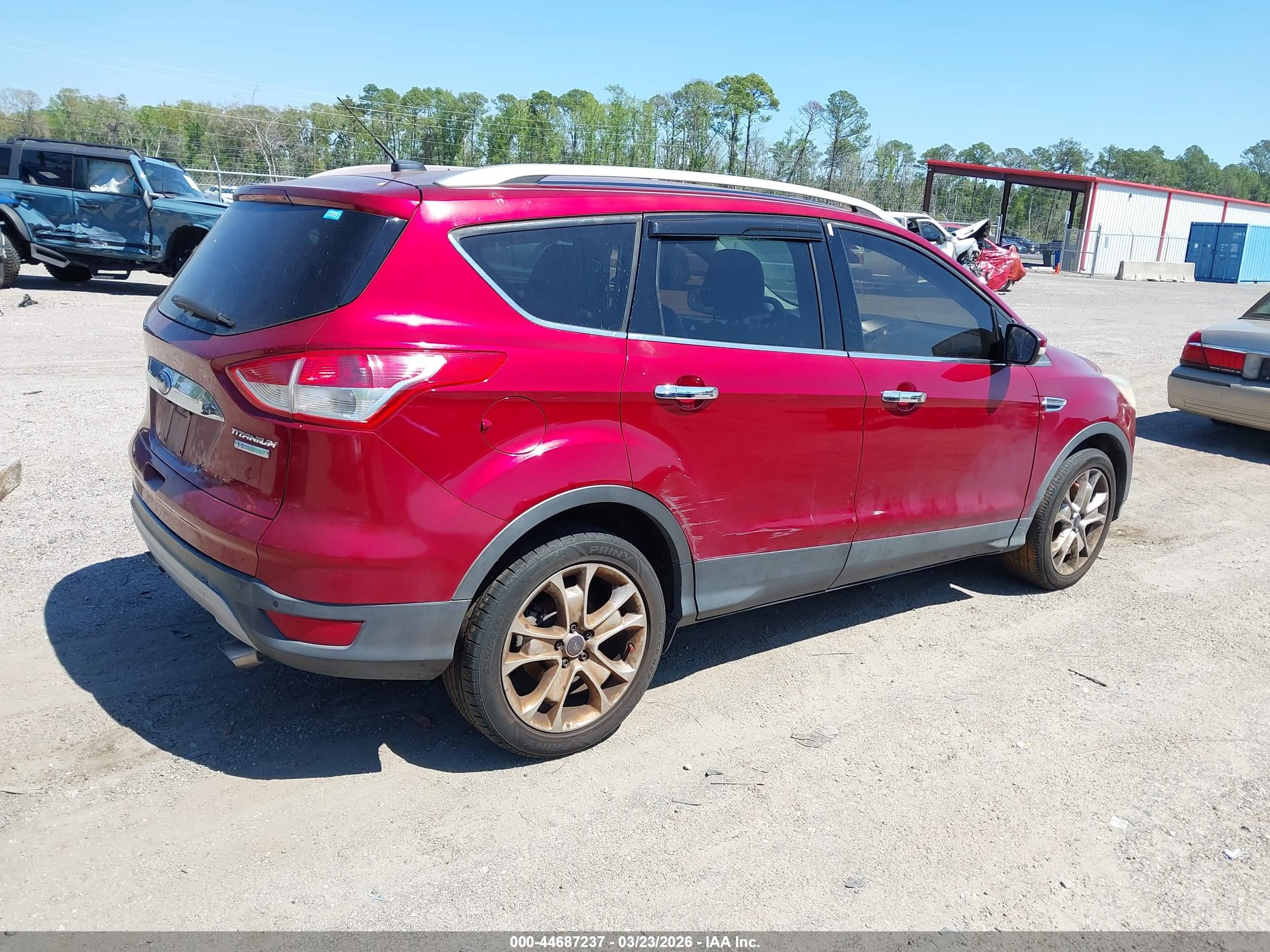 FORD ESCAPE image 4