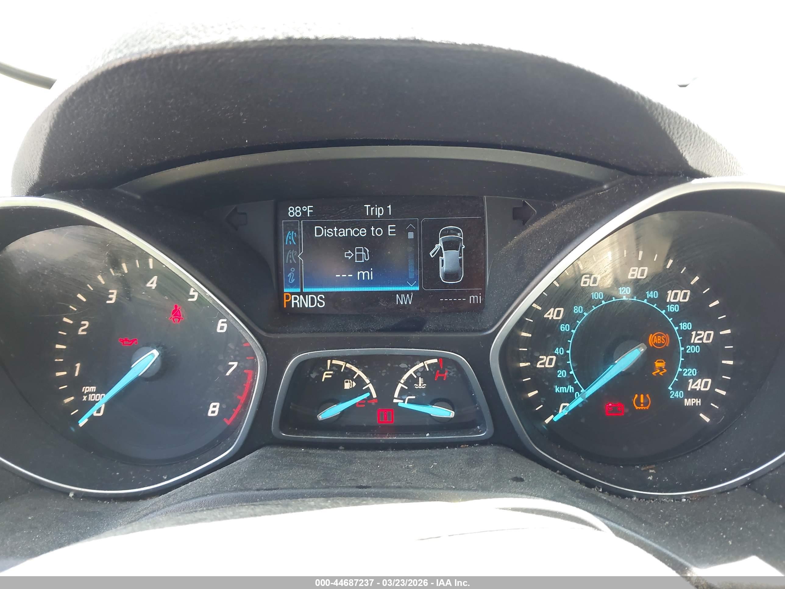 FORD ESCAPE image 7