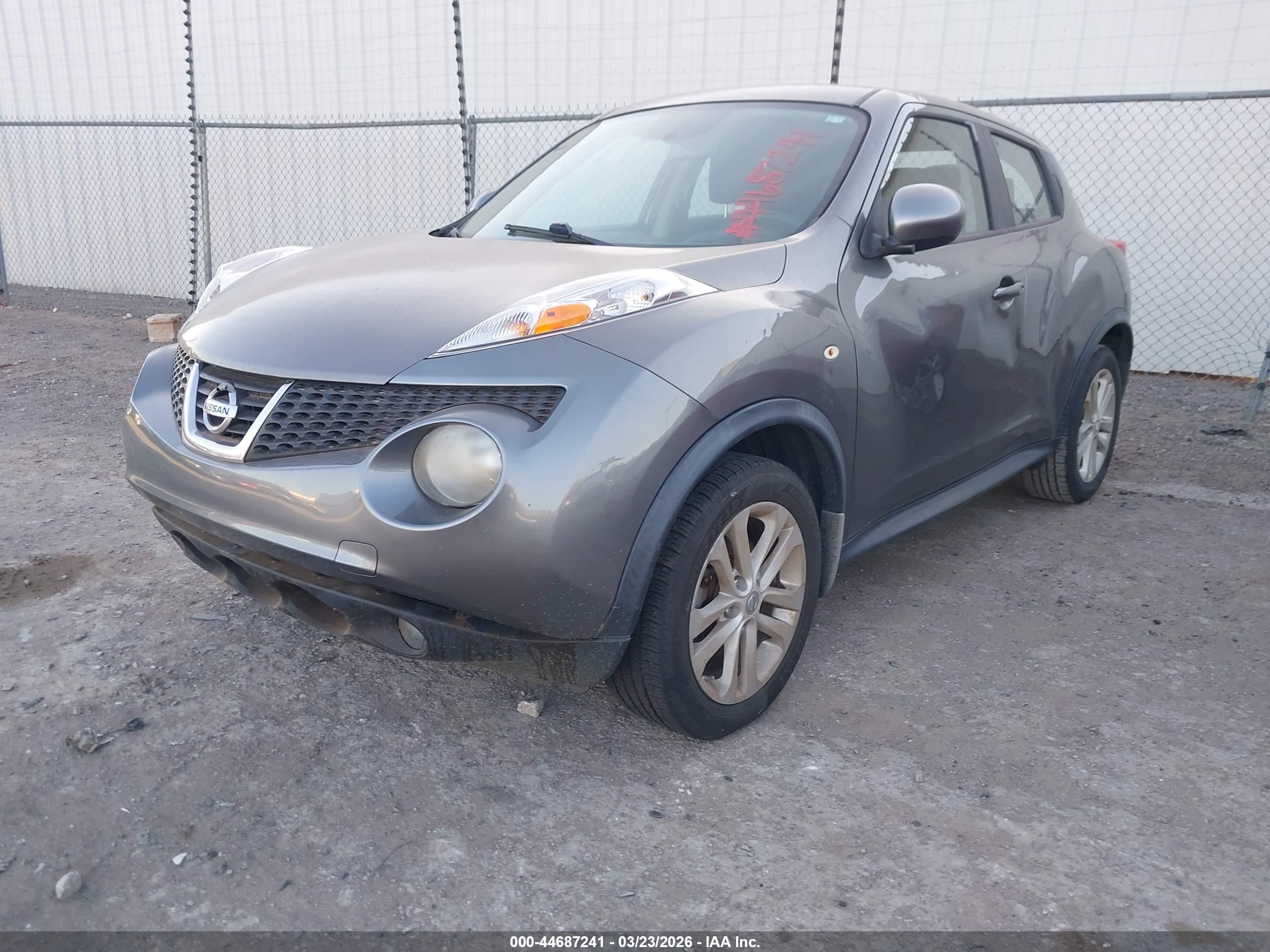 NISSAN JUKE image 2