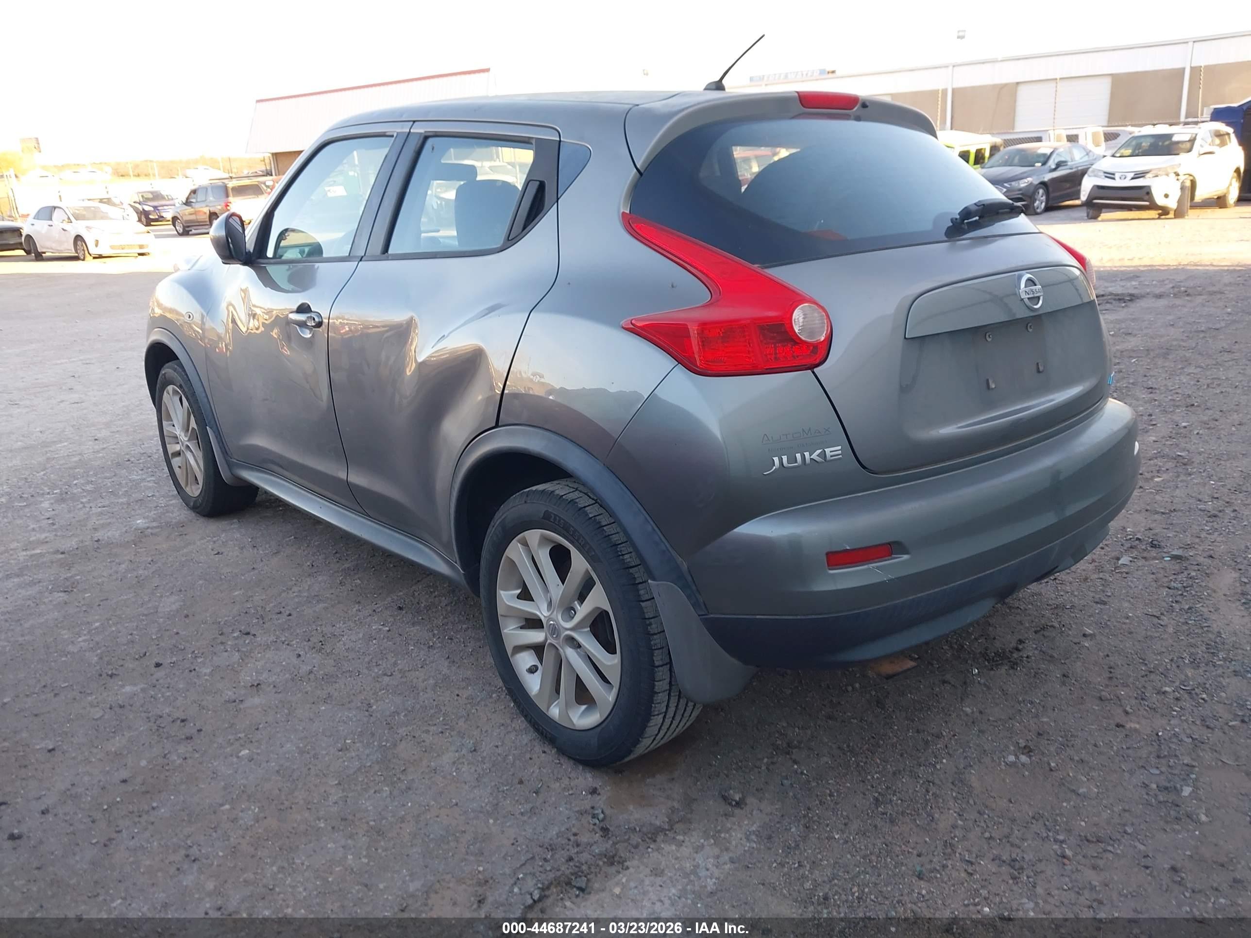 NISSAN JUKE image 3