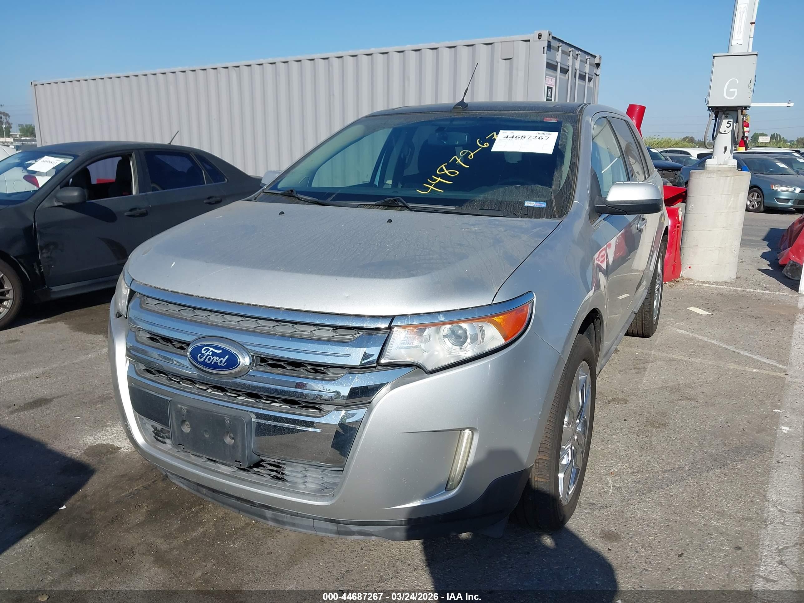 FORD EDGE image 2